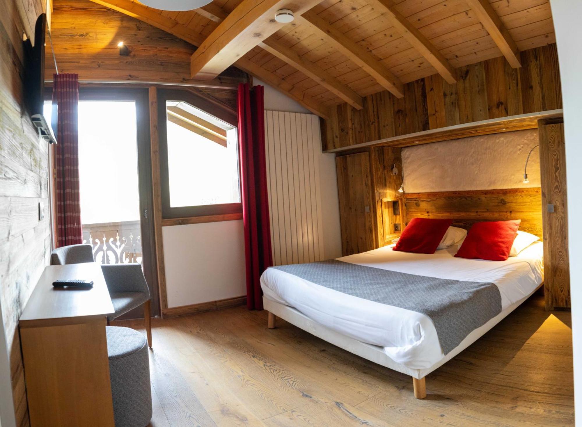 6 Bedroom Chalet