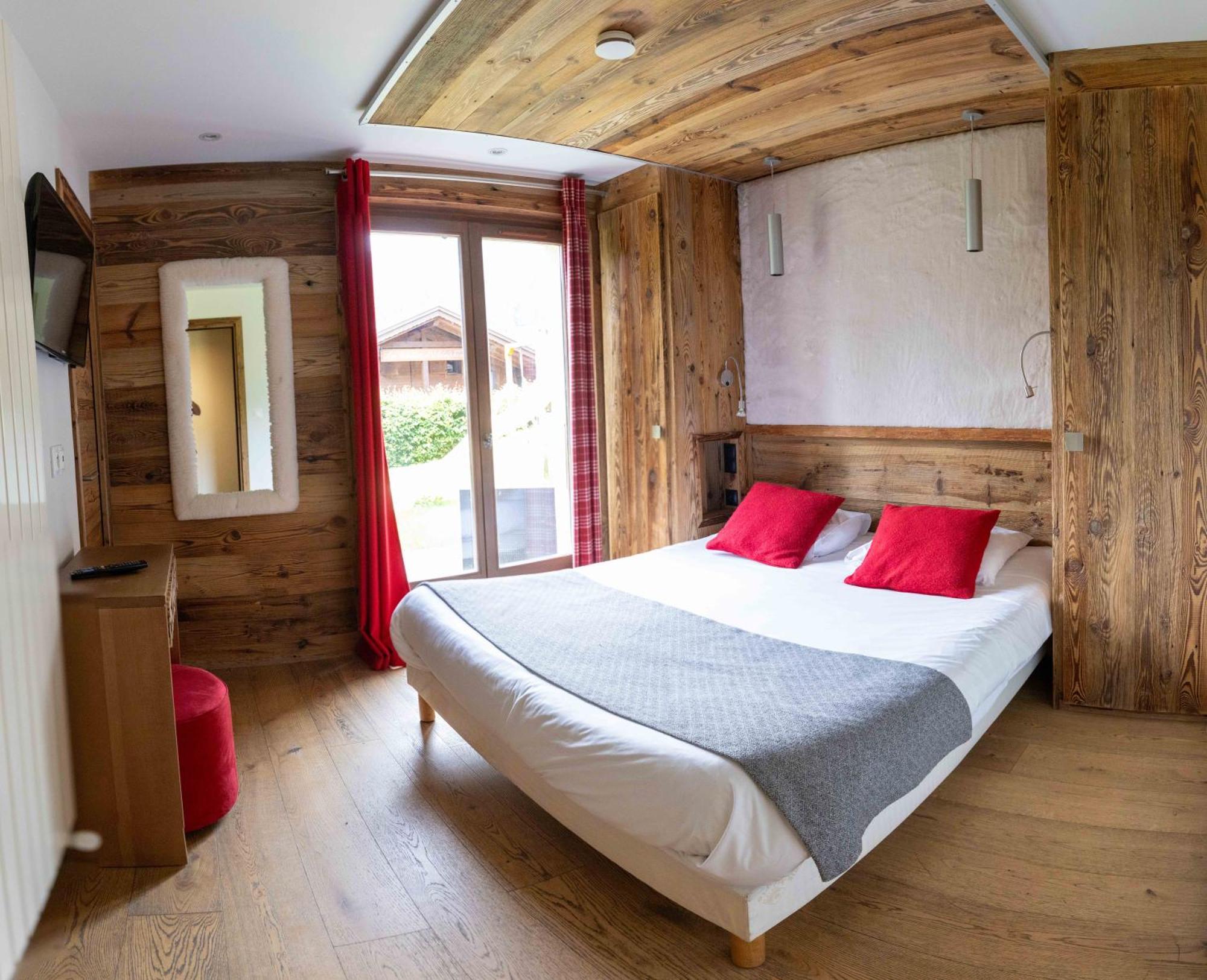6 Bedroom Chalet