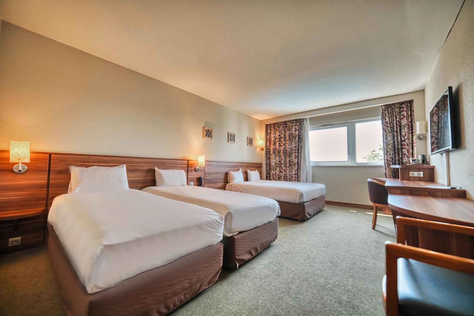 Executive Room 3 Single Beds