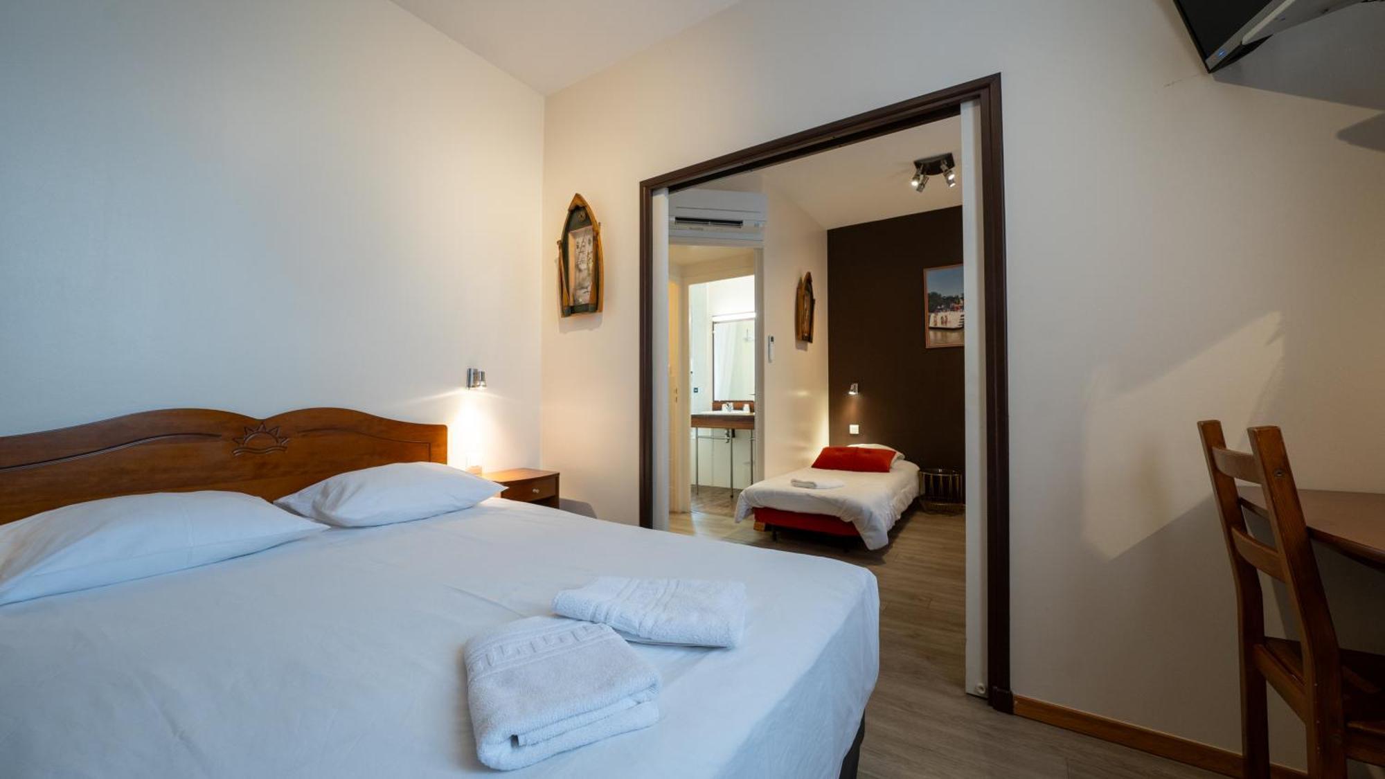 Standard Quadruple Room