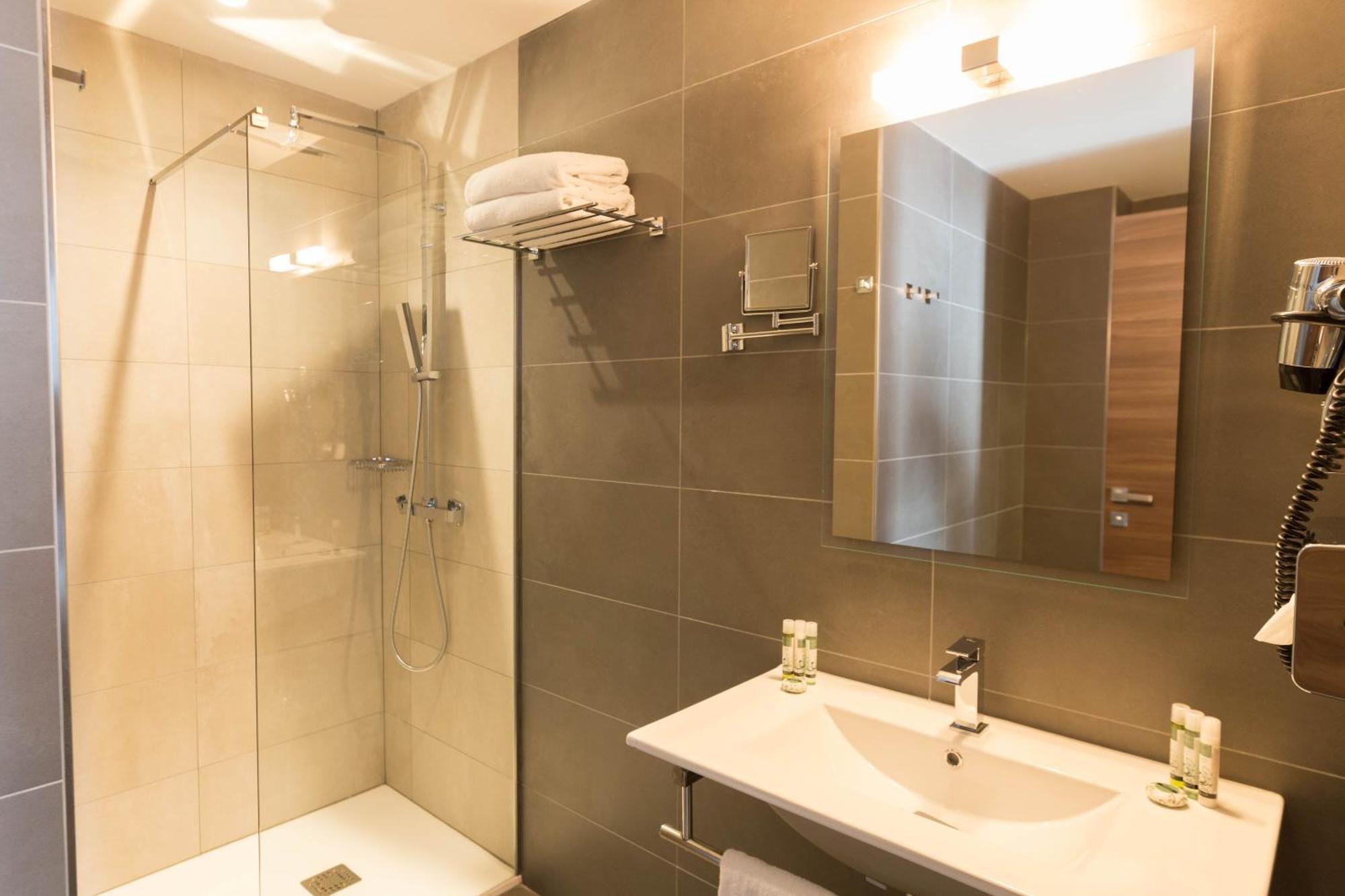 Executive Triple Room