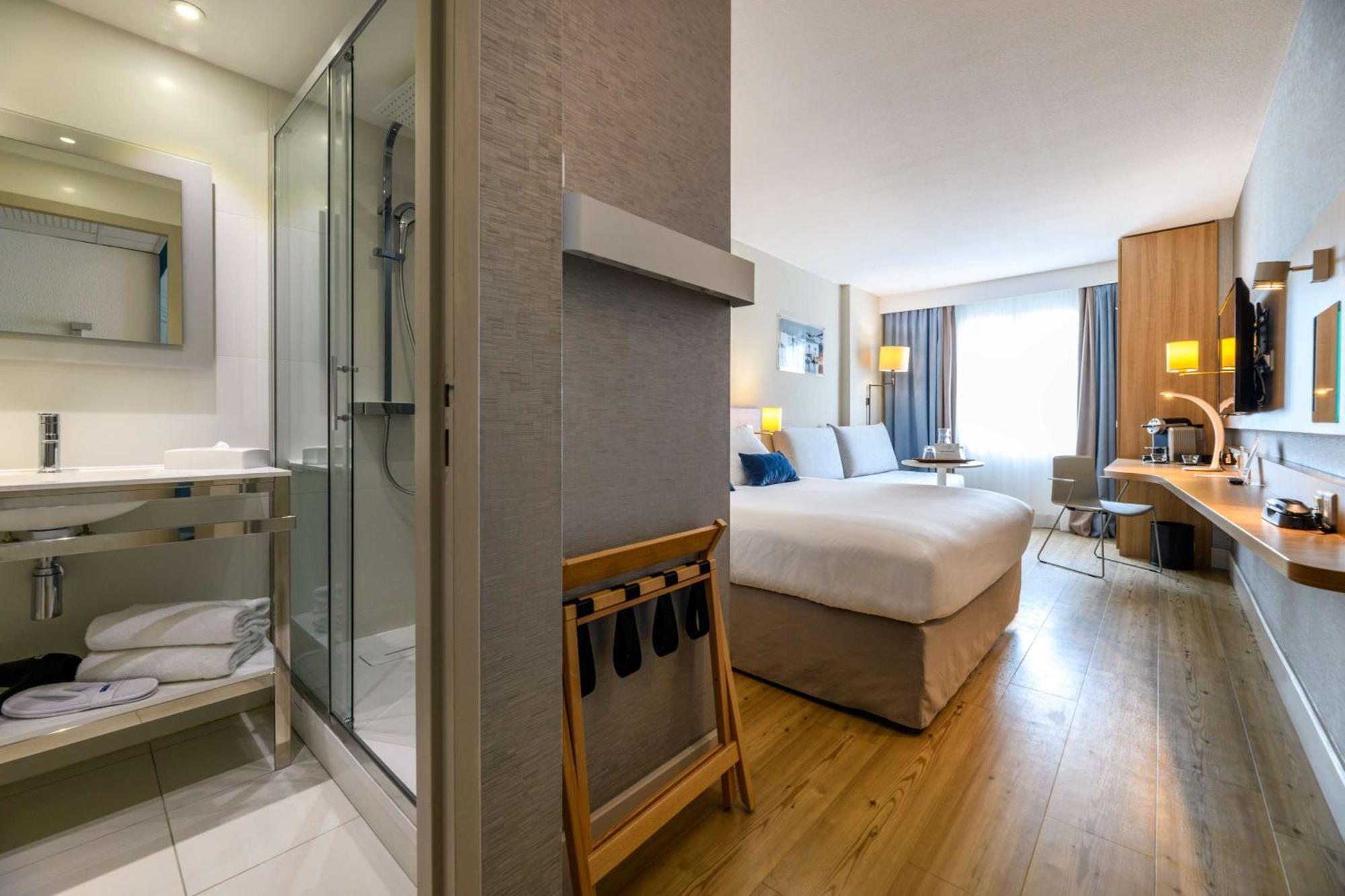 Superior Queen Room