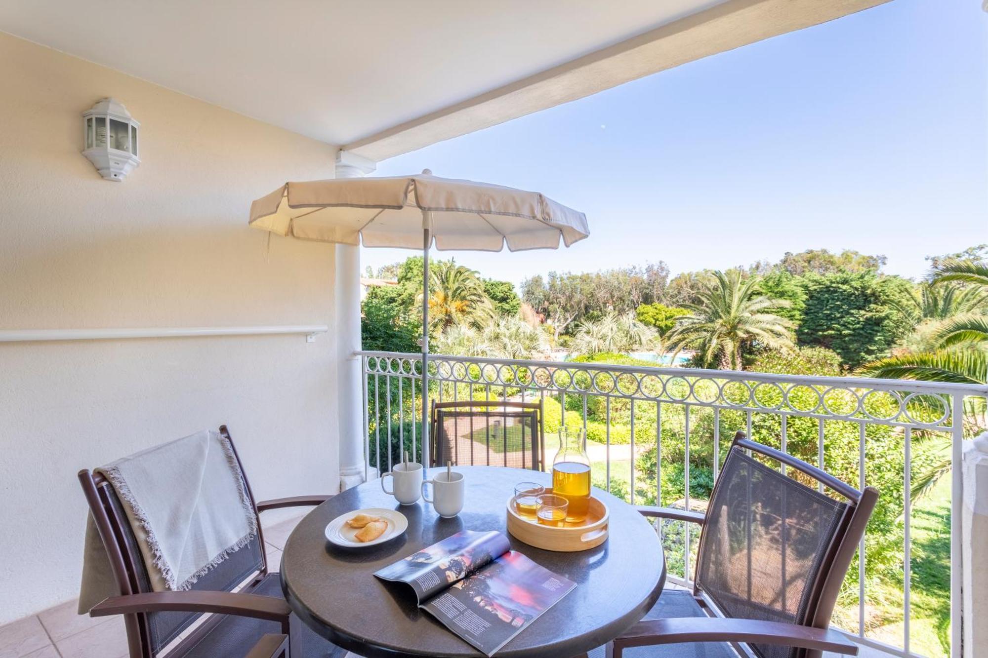 One-Bedroom Apartment Air Conditioning Terrace or Balcony