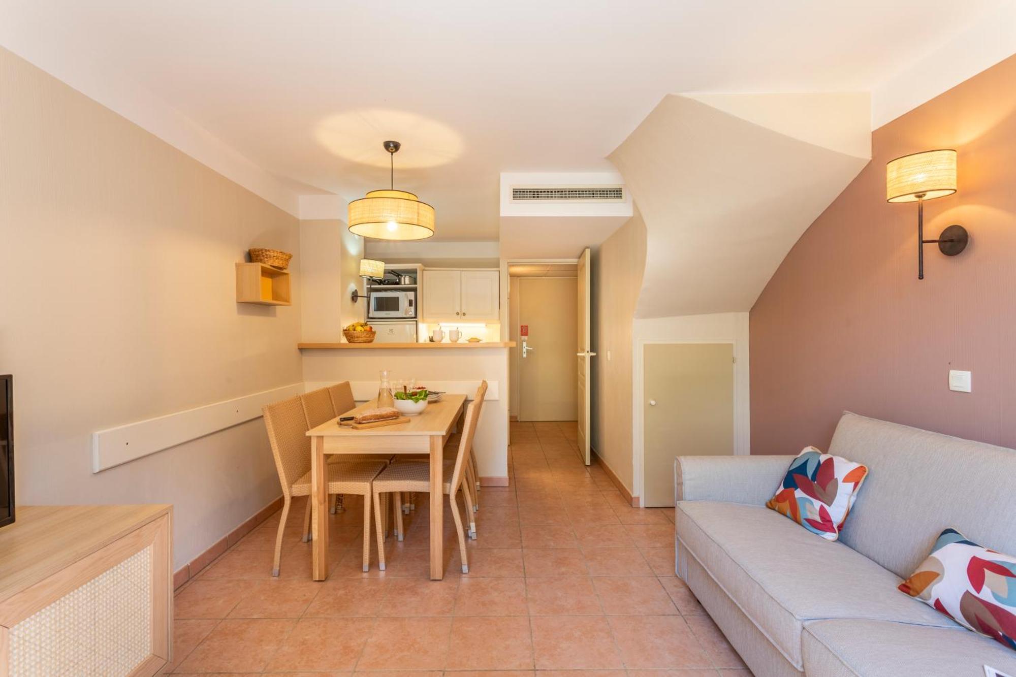 Two-Bedroom Duplex House Air Conditioning Terrace
