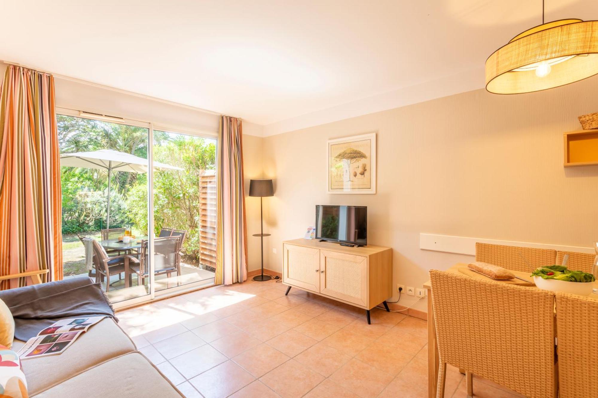 Two-Bedroom Duplex House Air Conditioning Terrace