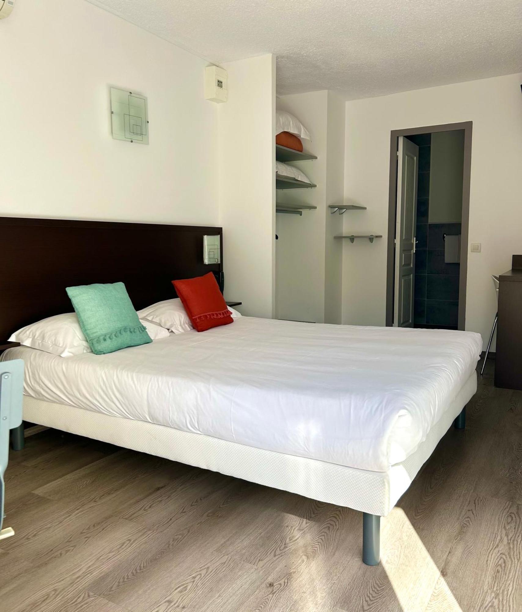 Standard Double Room Annexe