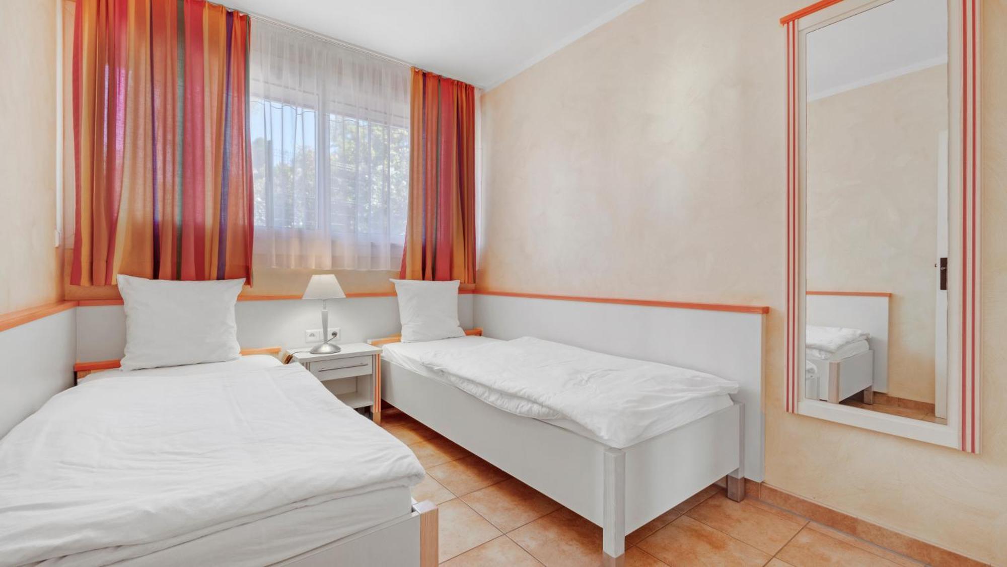 Three-Bedroom Apartment Terrace