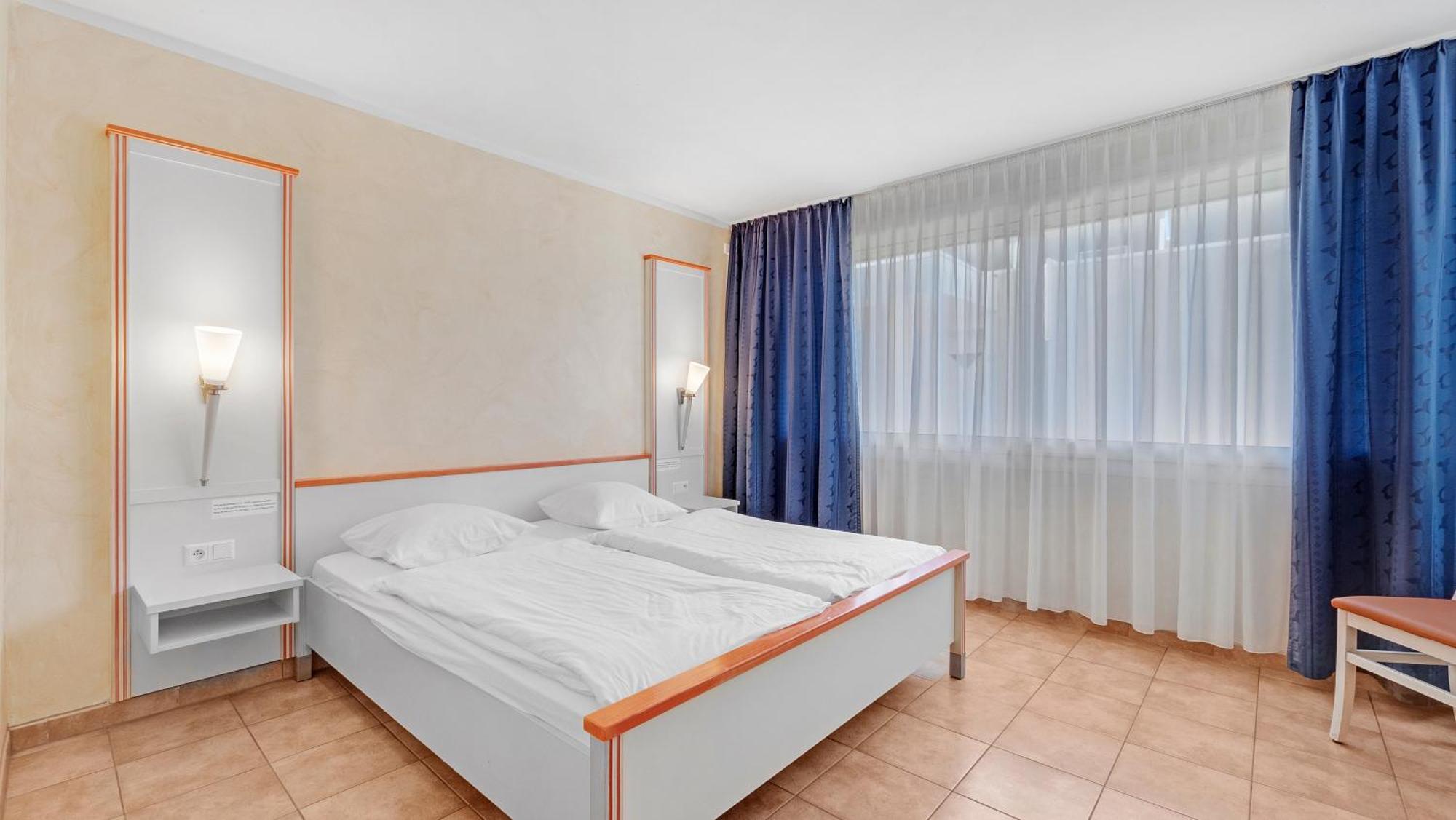 Three-Bedroom Apartment Terrace