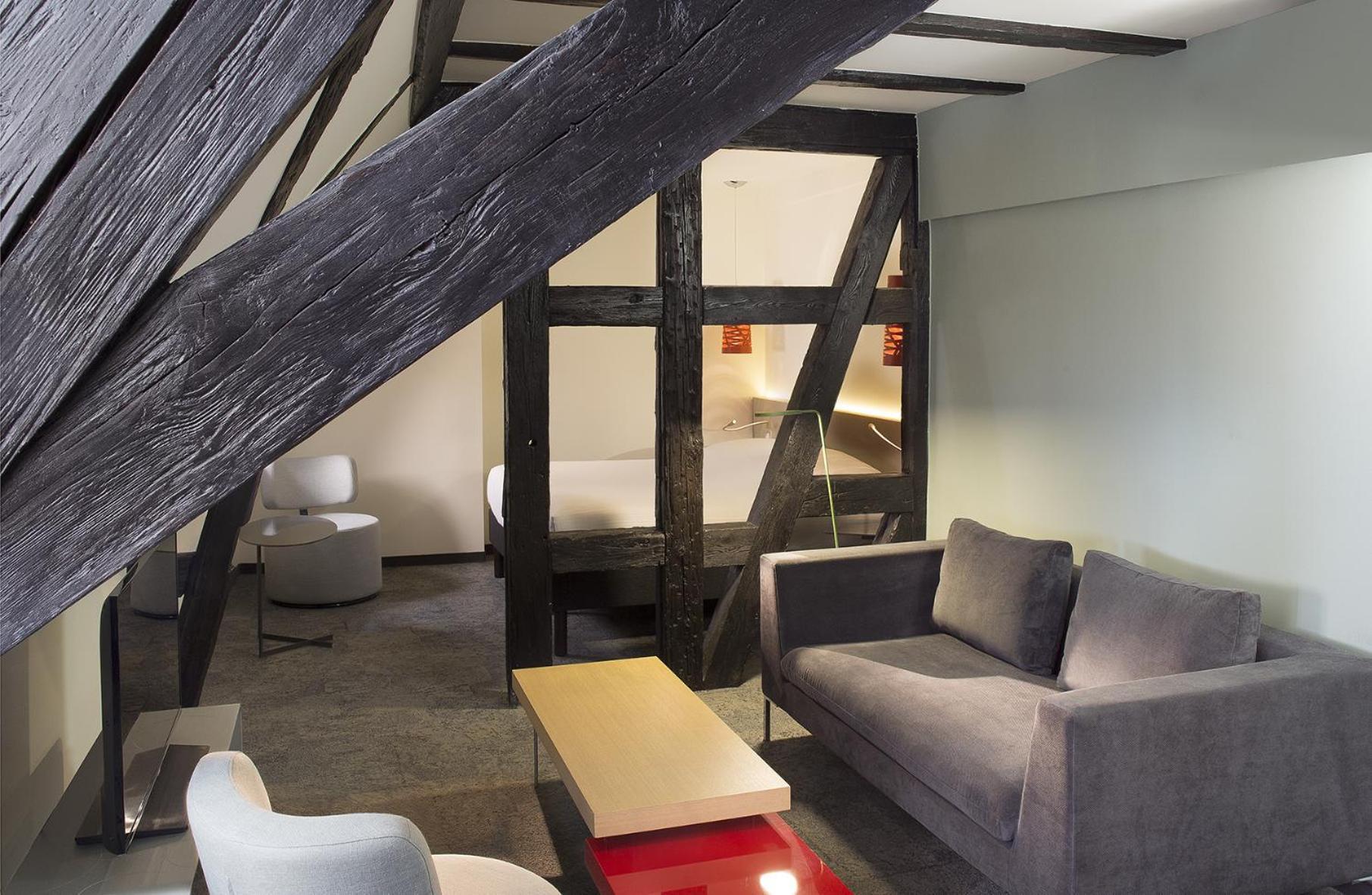 Double Suite