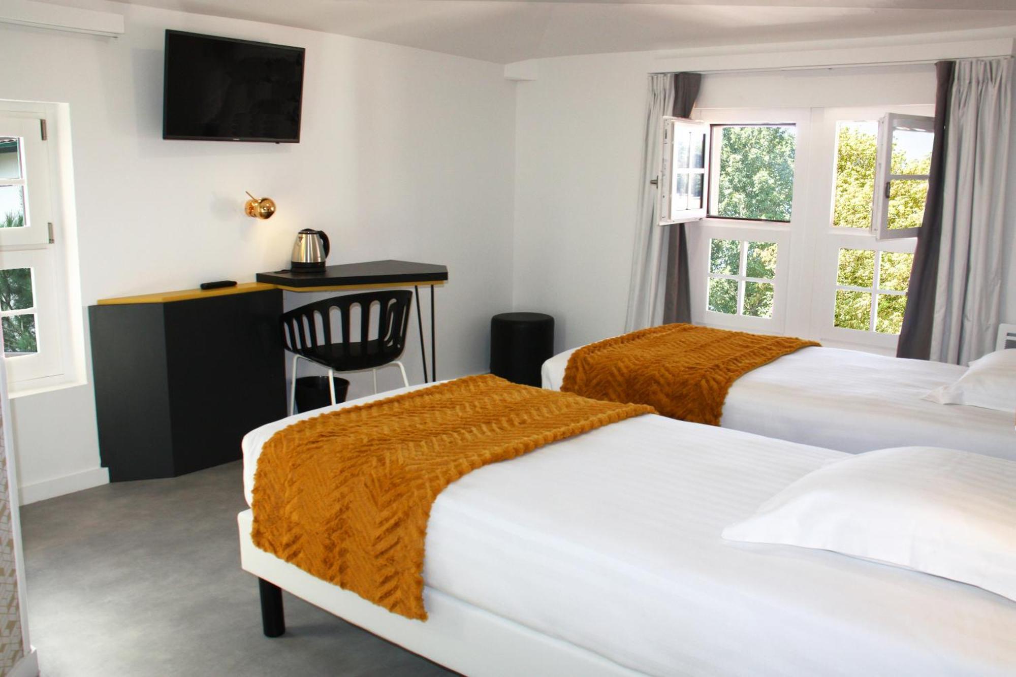 Twin Room