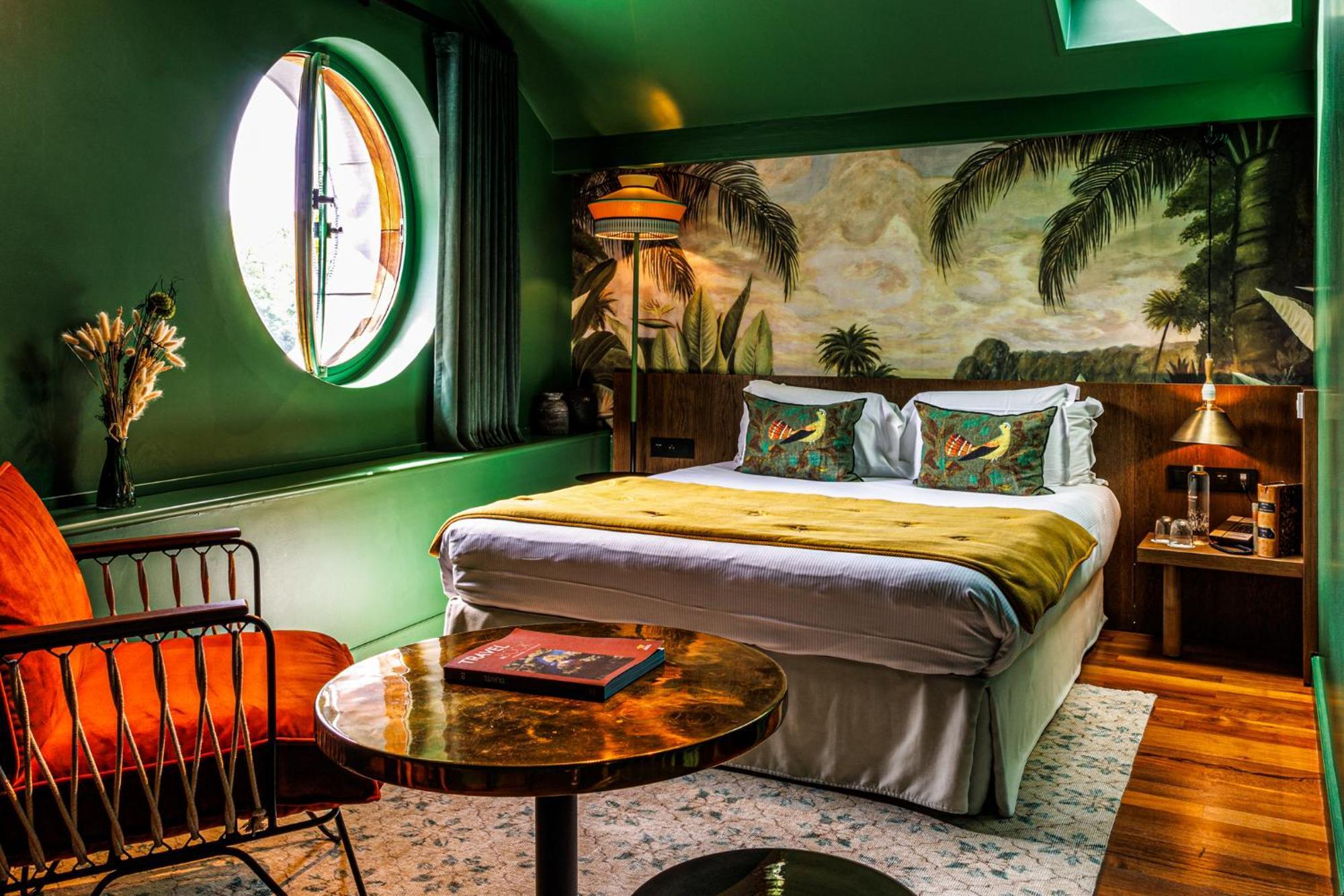 Romantic Room