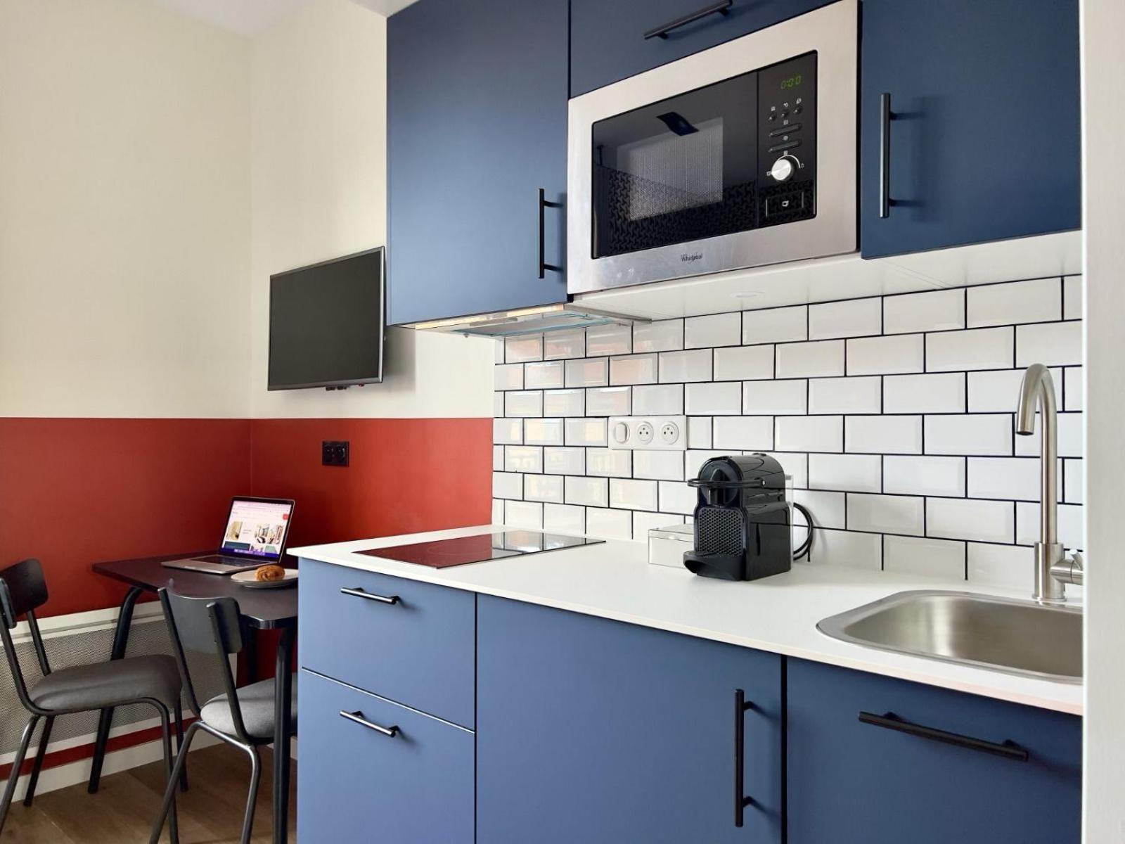 Medium Studio Kitchen Balcony