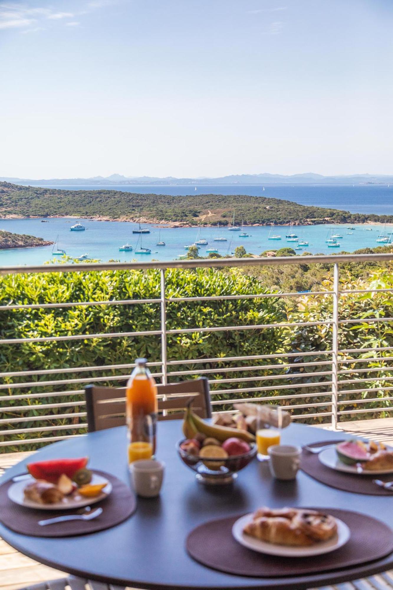 Large Villa Sea View