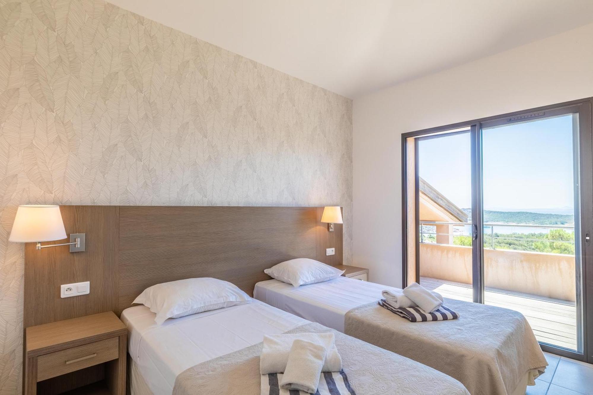 Large Villa Sea View