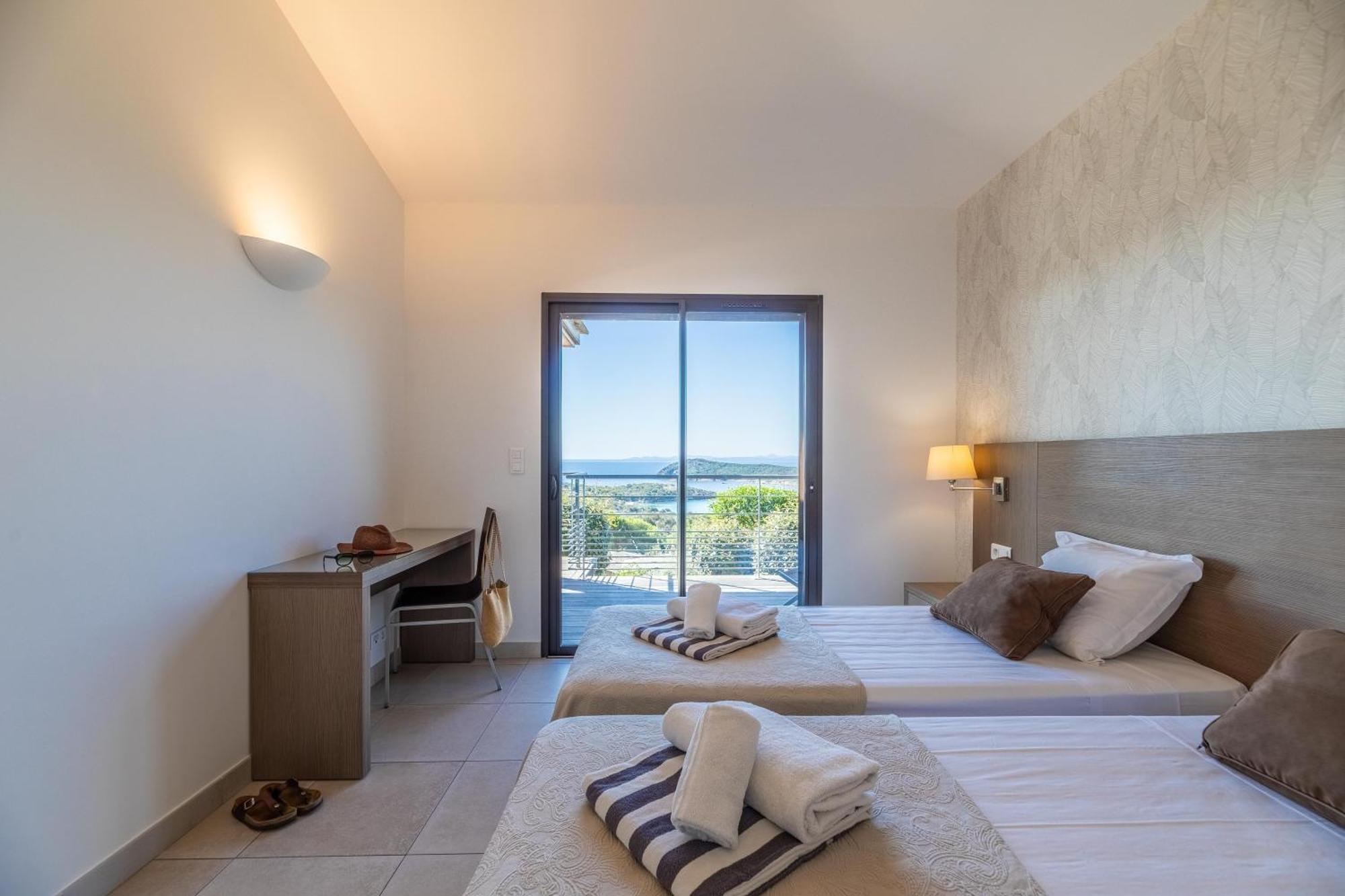 Large Villa Sea View