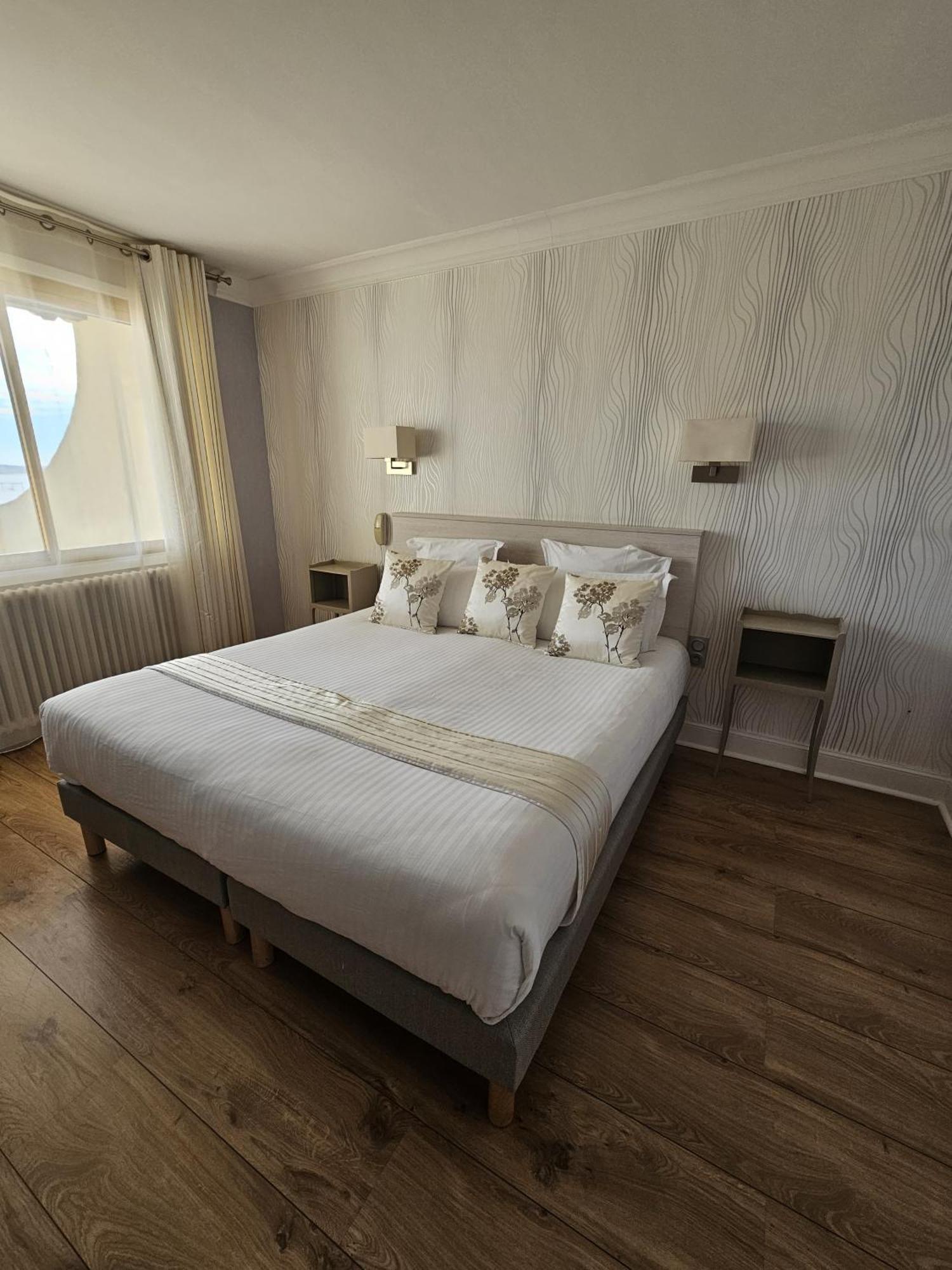 Standard Double Room Pond Front View Terrace