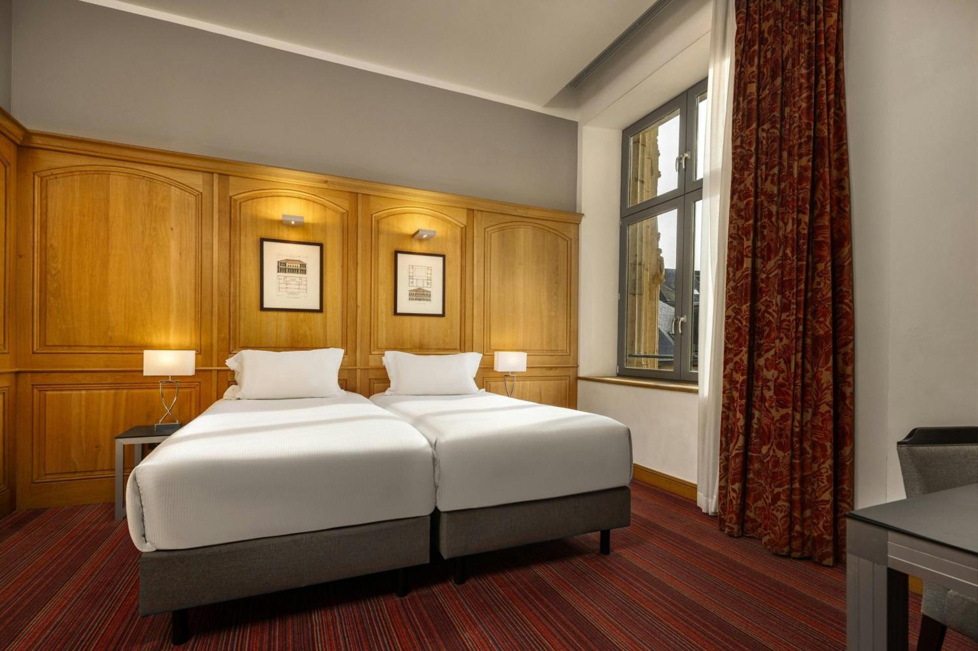 PRIVILEGE Guest room 2 Twin or Single Beds City view