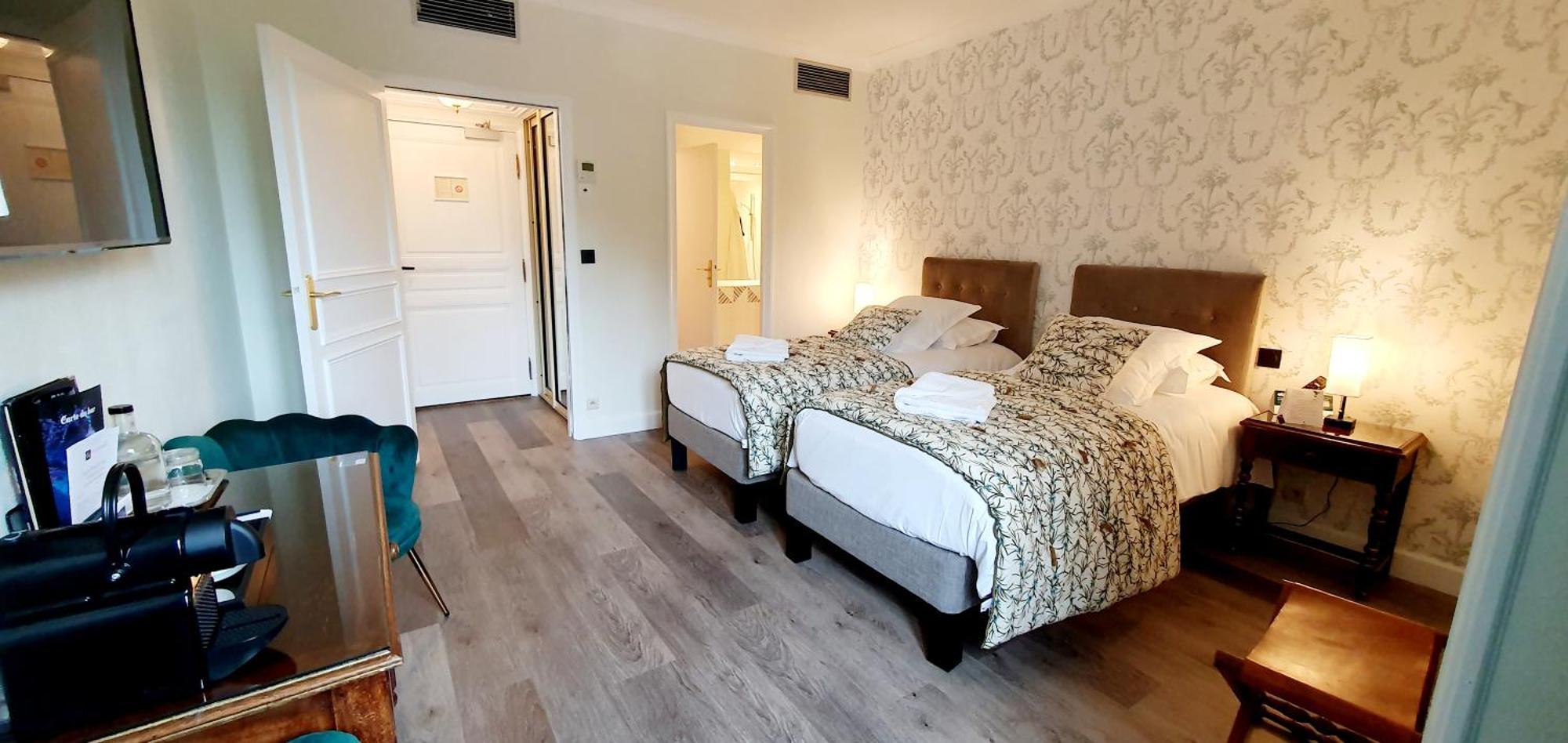 Superior Twin Room