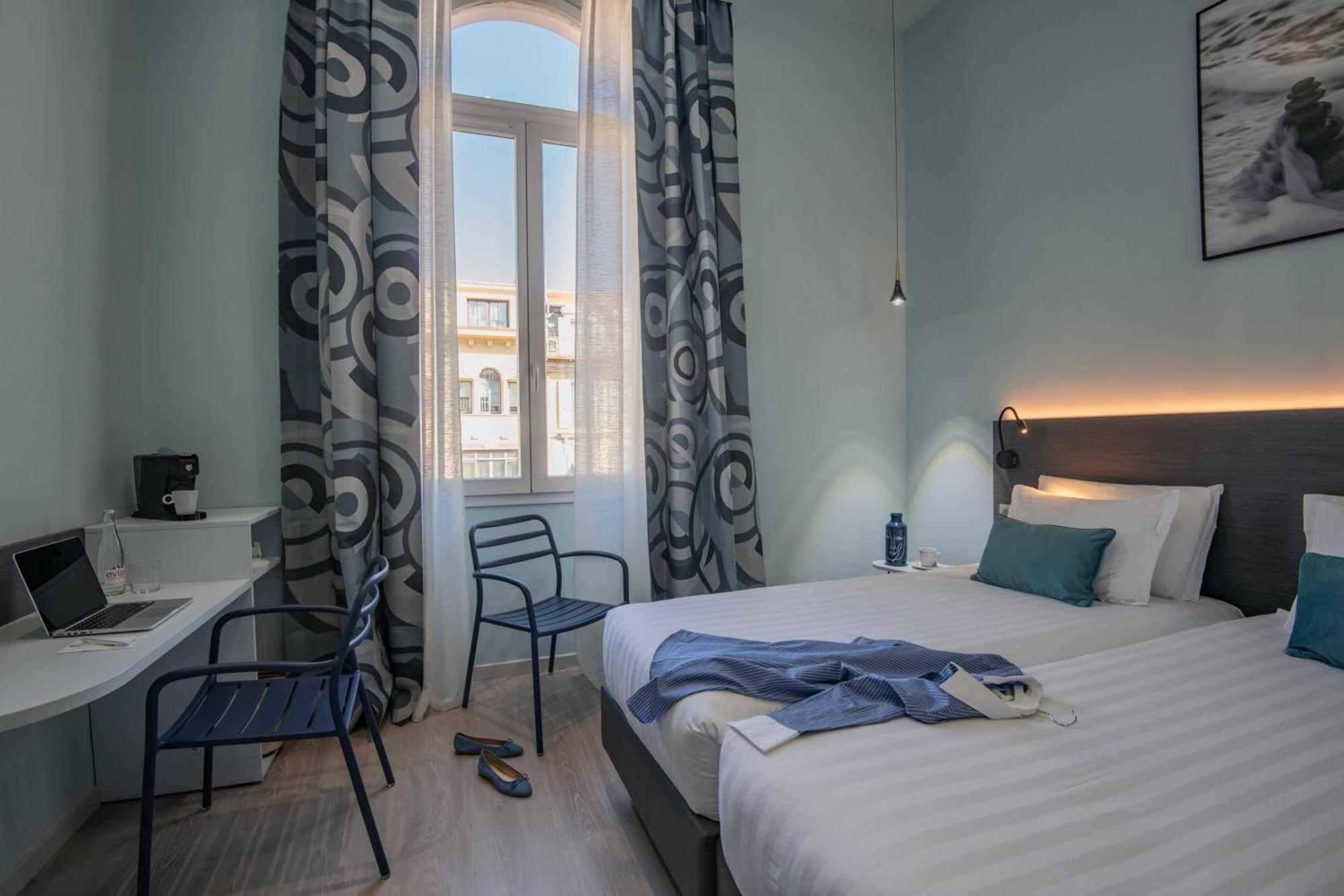 Superior Twin Room City View