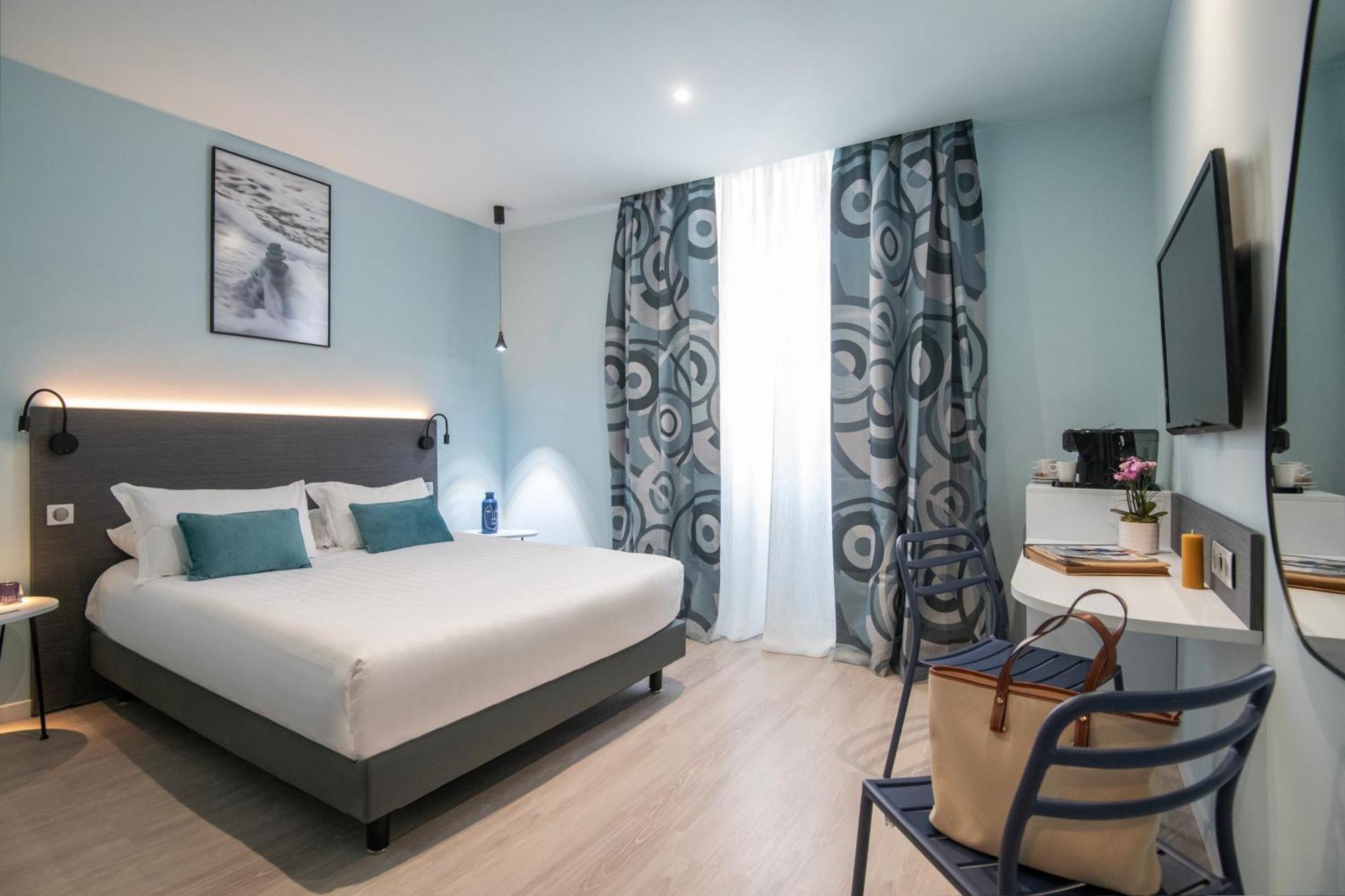 Superior Double Room City View