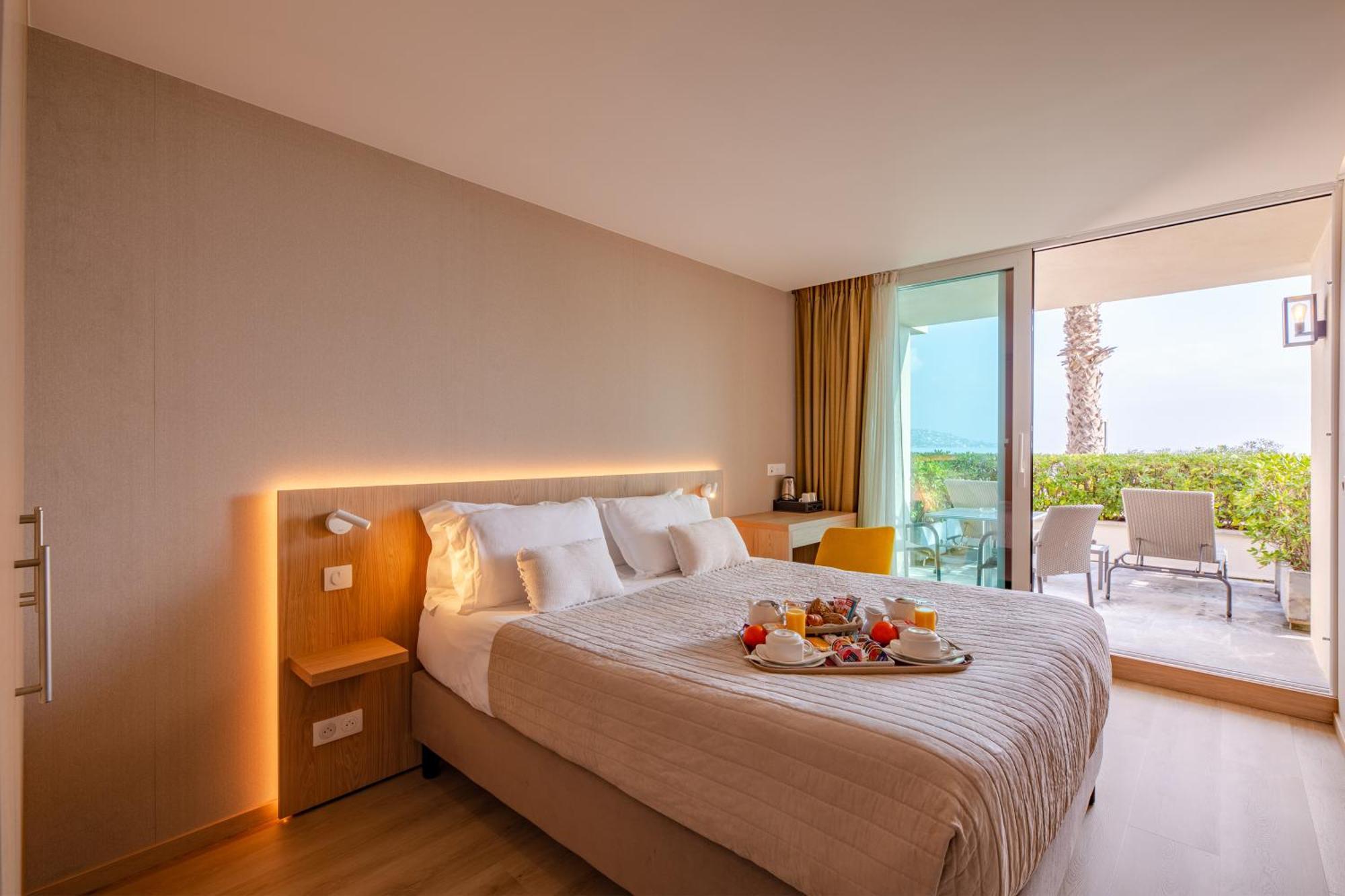 Double Room Sea View Terrace Ground Floor
