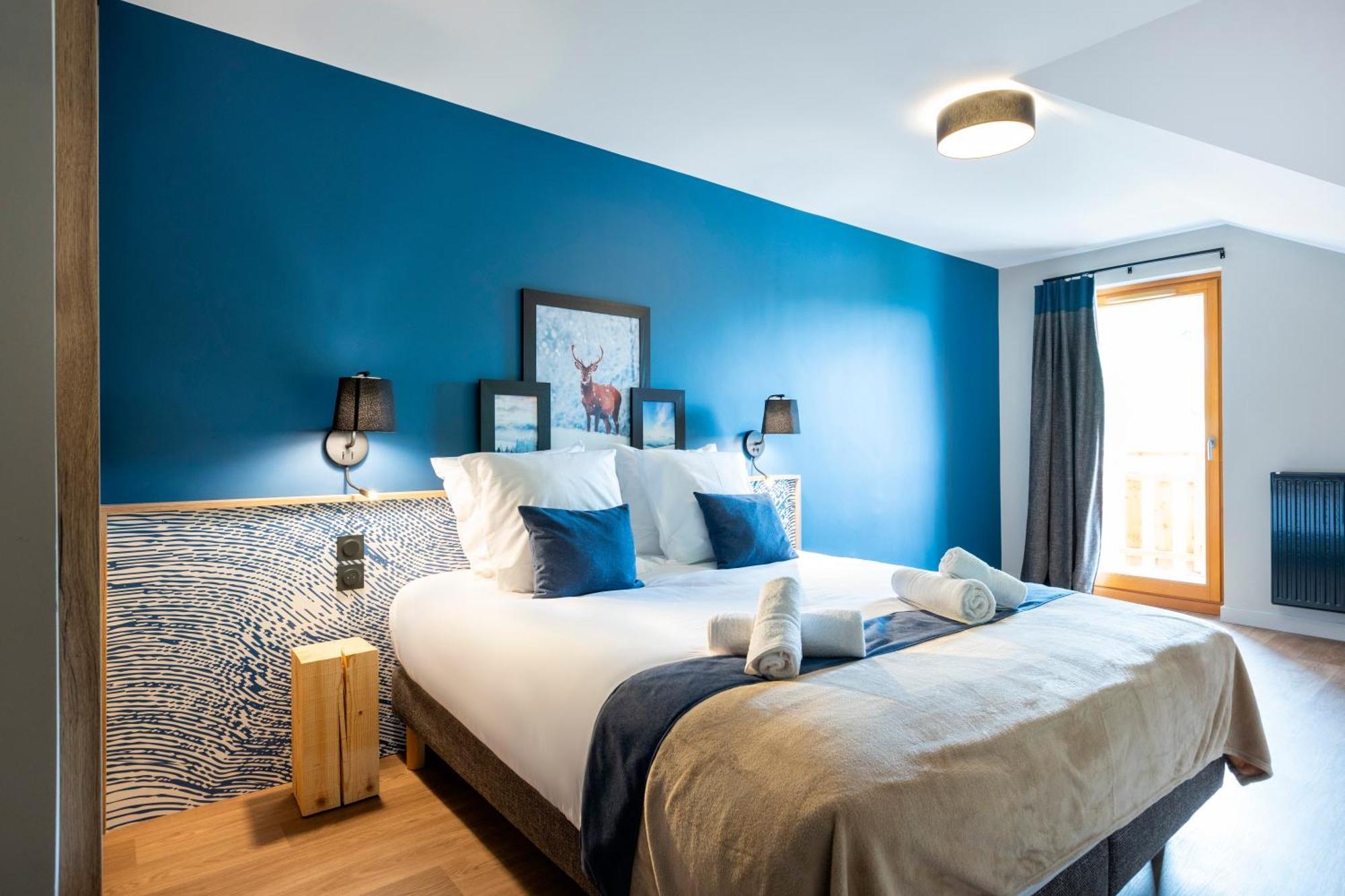 Two-Bedroom Deluxe Apartment