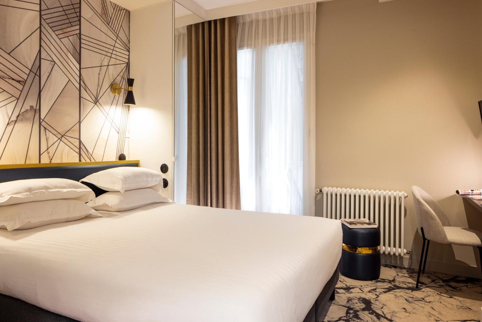 Deluxe Single Room