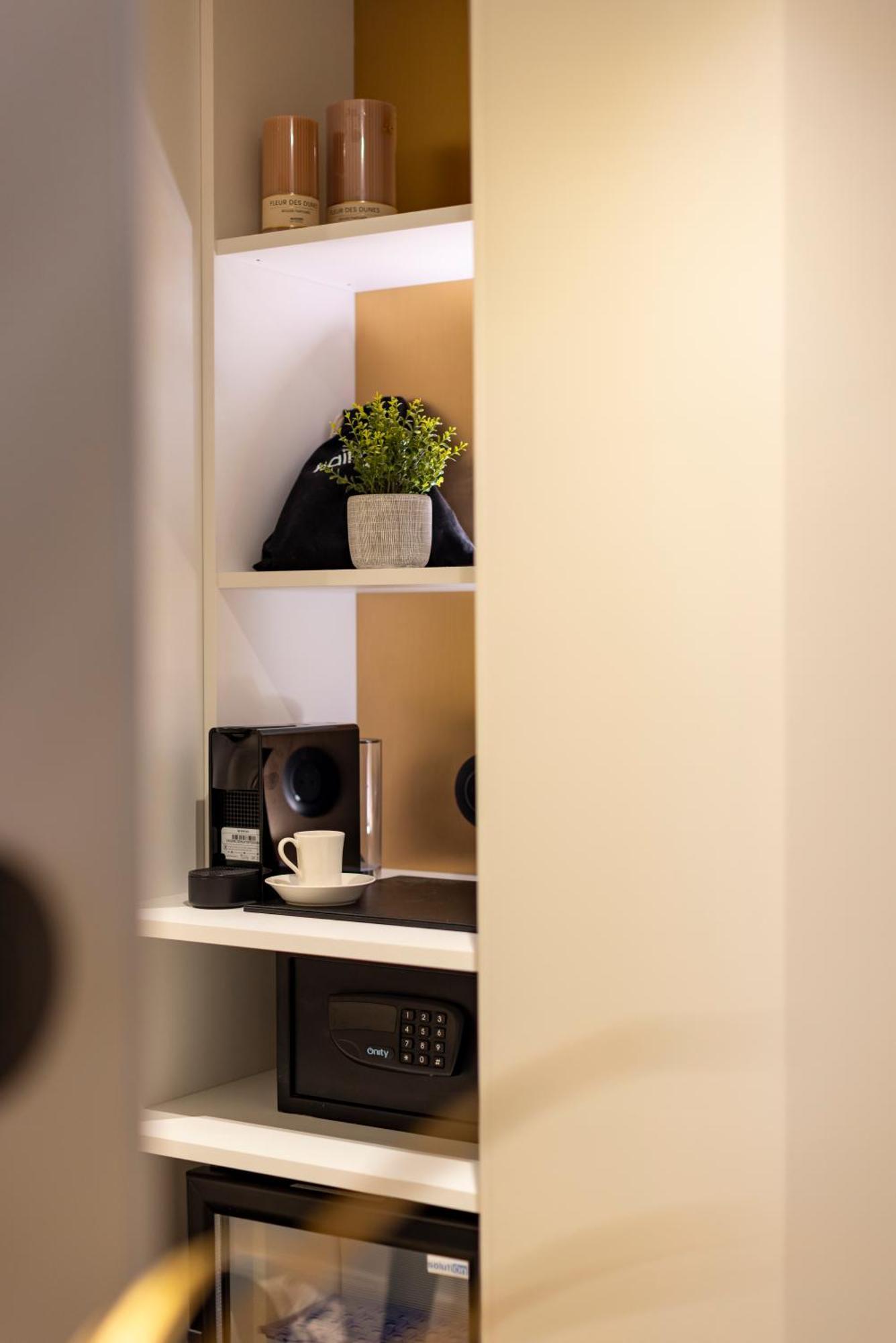 Deluxe Single Room
