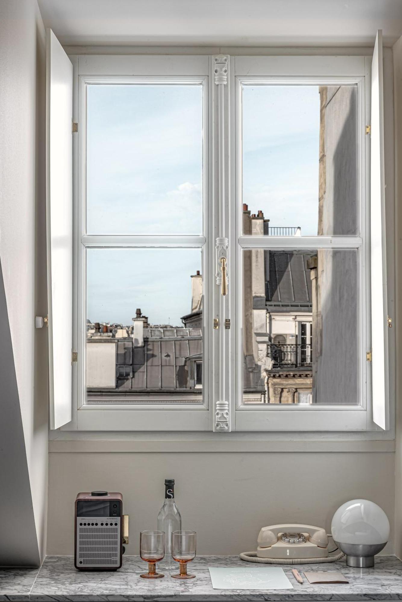 Junior Suite Parisian Eaves