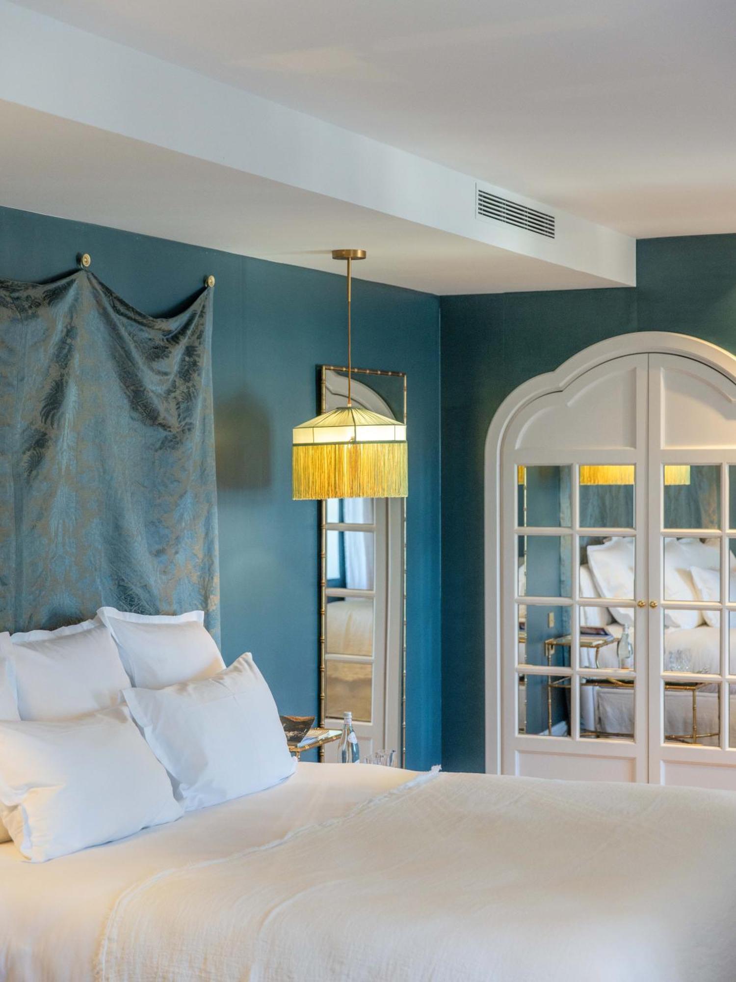 Suite Signature