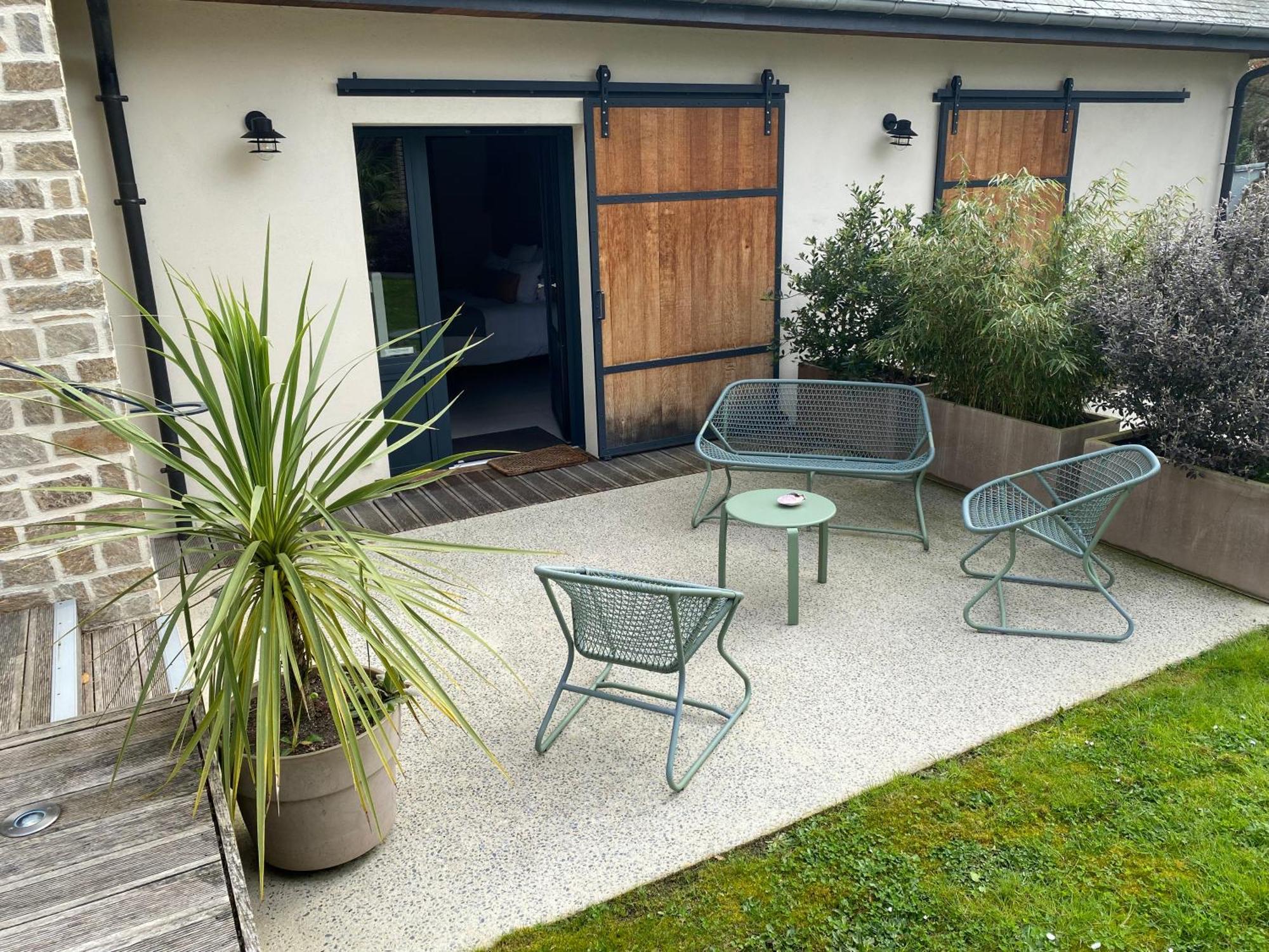 Family Room Terrace