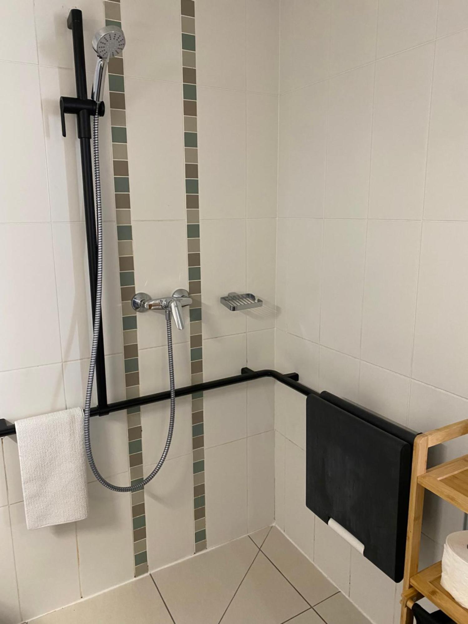 Double Room Disabled Guest
