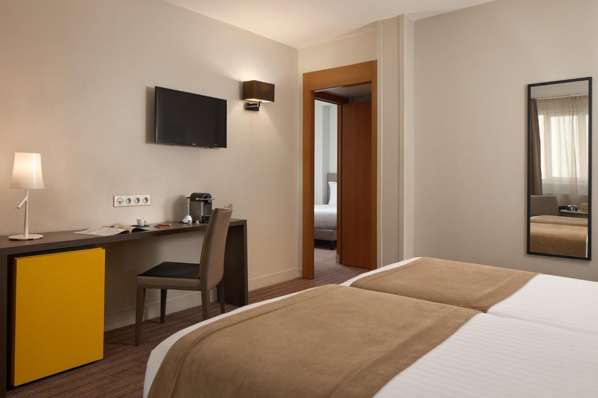 Quadruple 2 Rooms