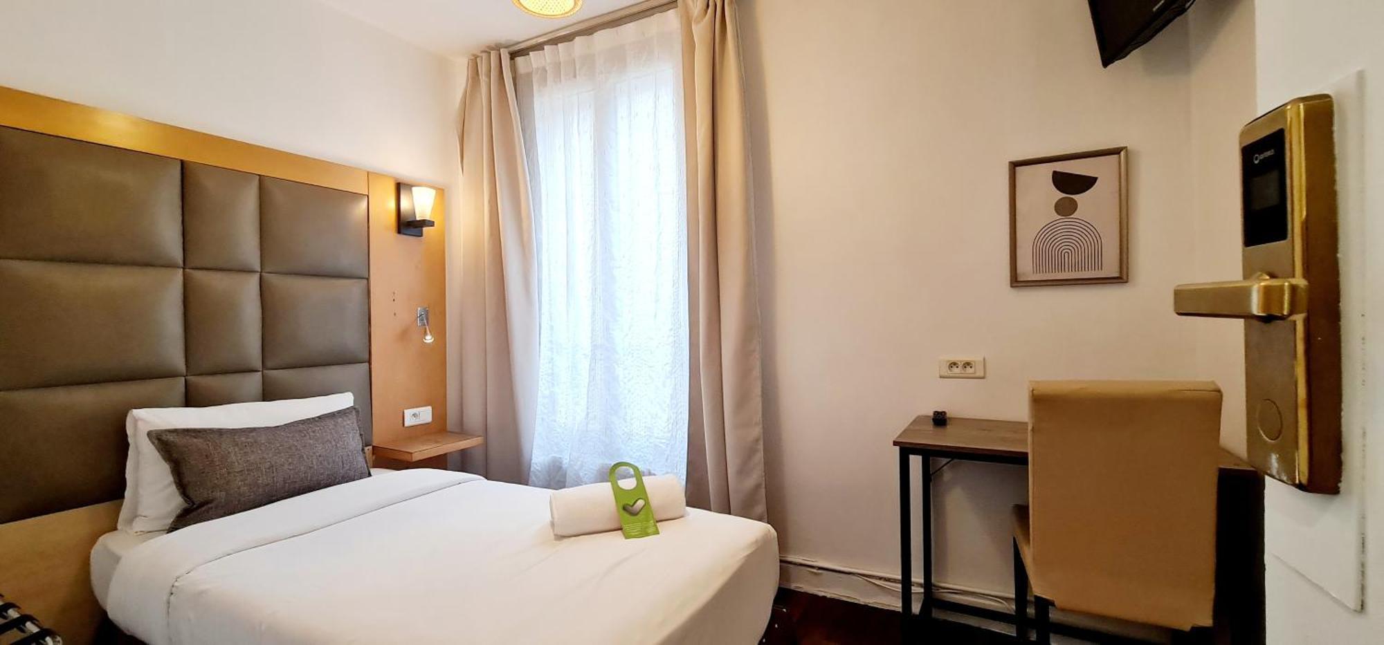 Single Room Private Bathroom