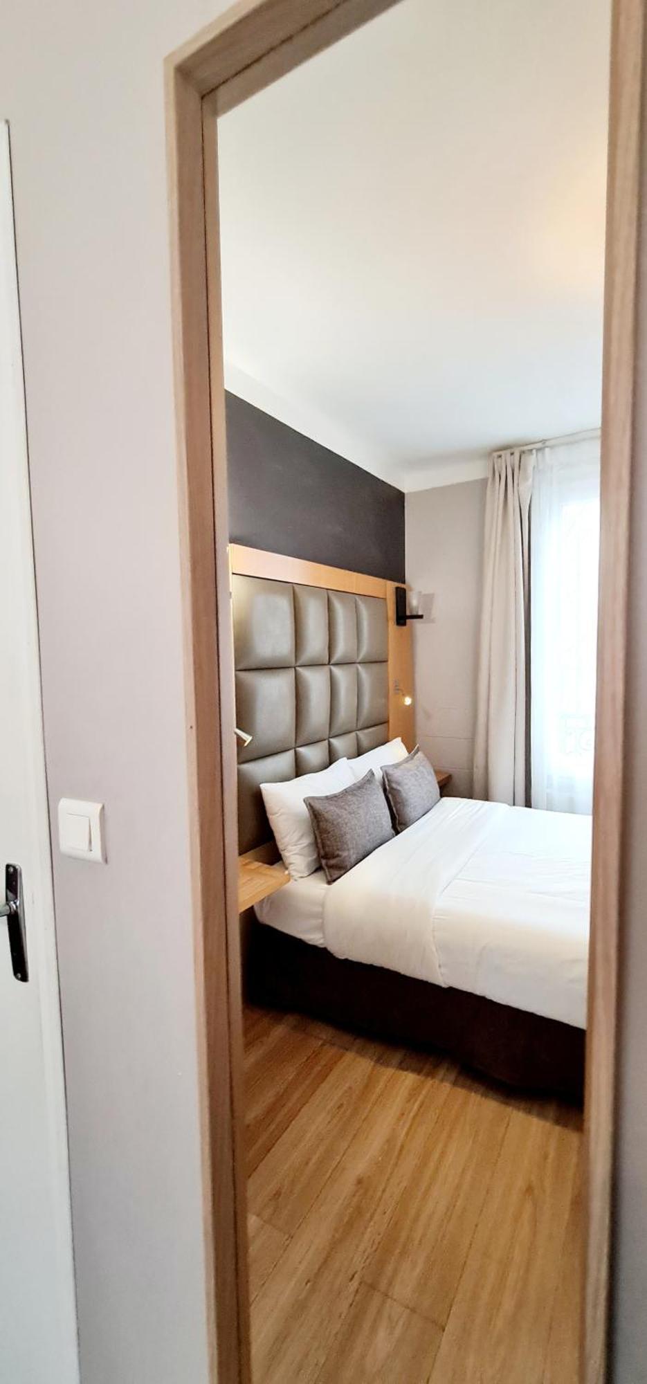 Triple Room Private Bathroom