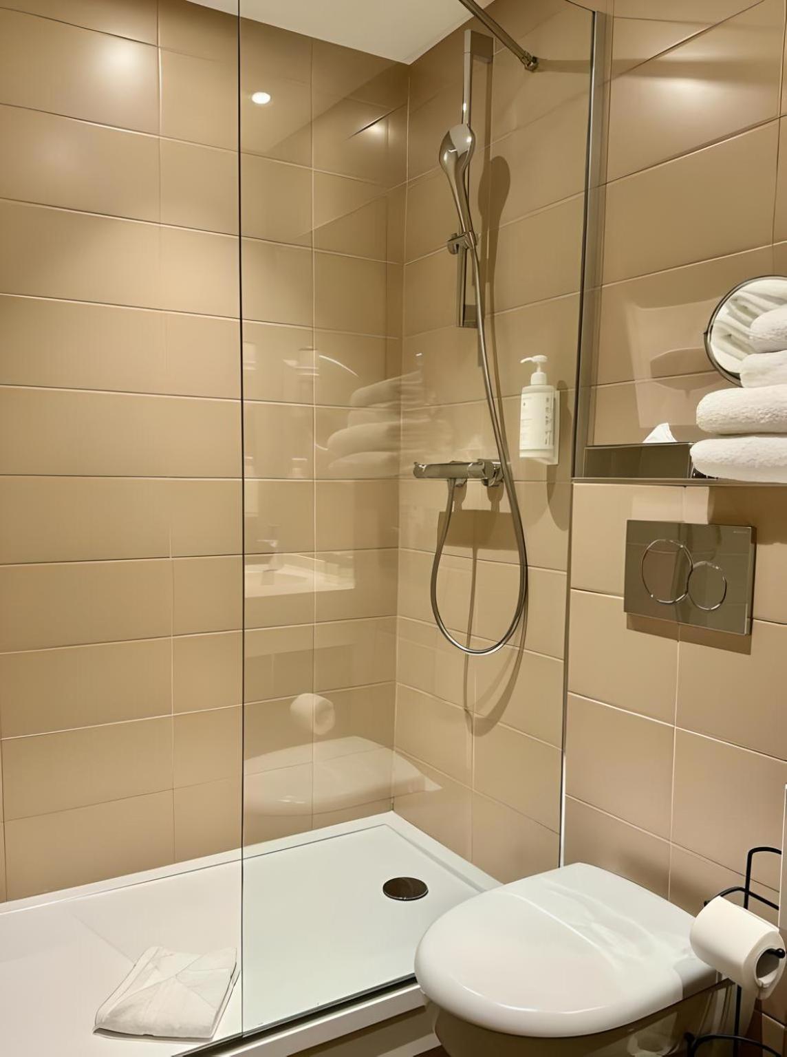Family Room Shower