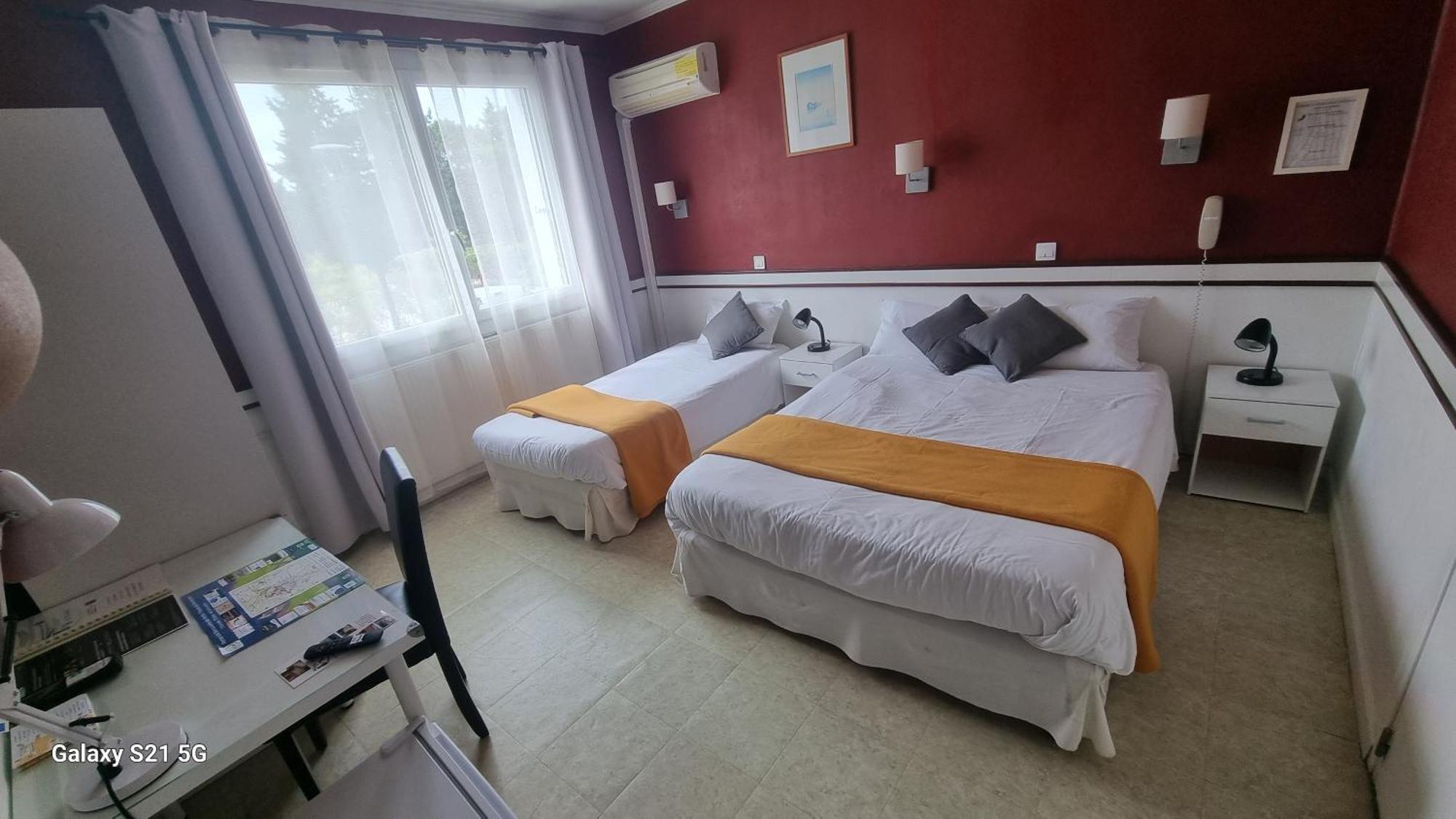Basic Triple Room