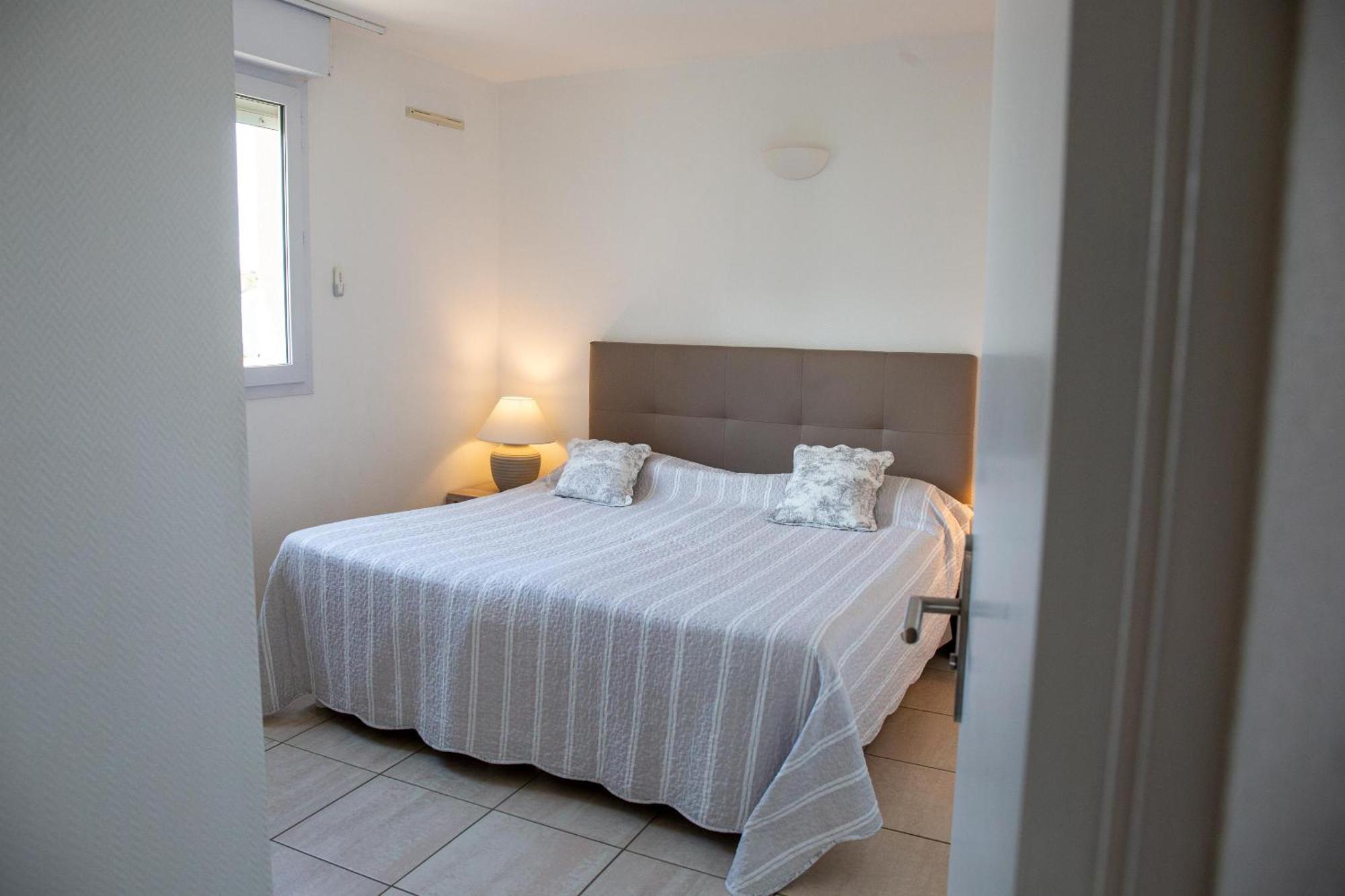Three-Bedroom Apartment Sea View