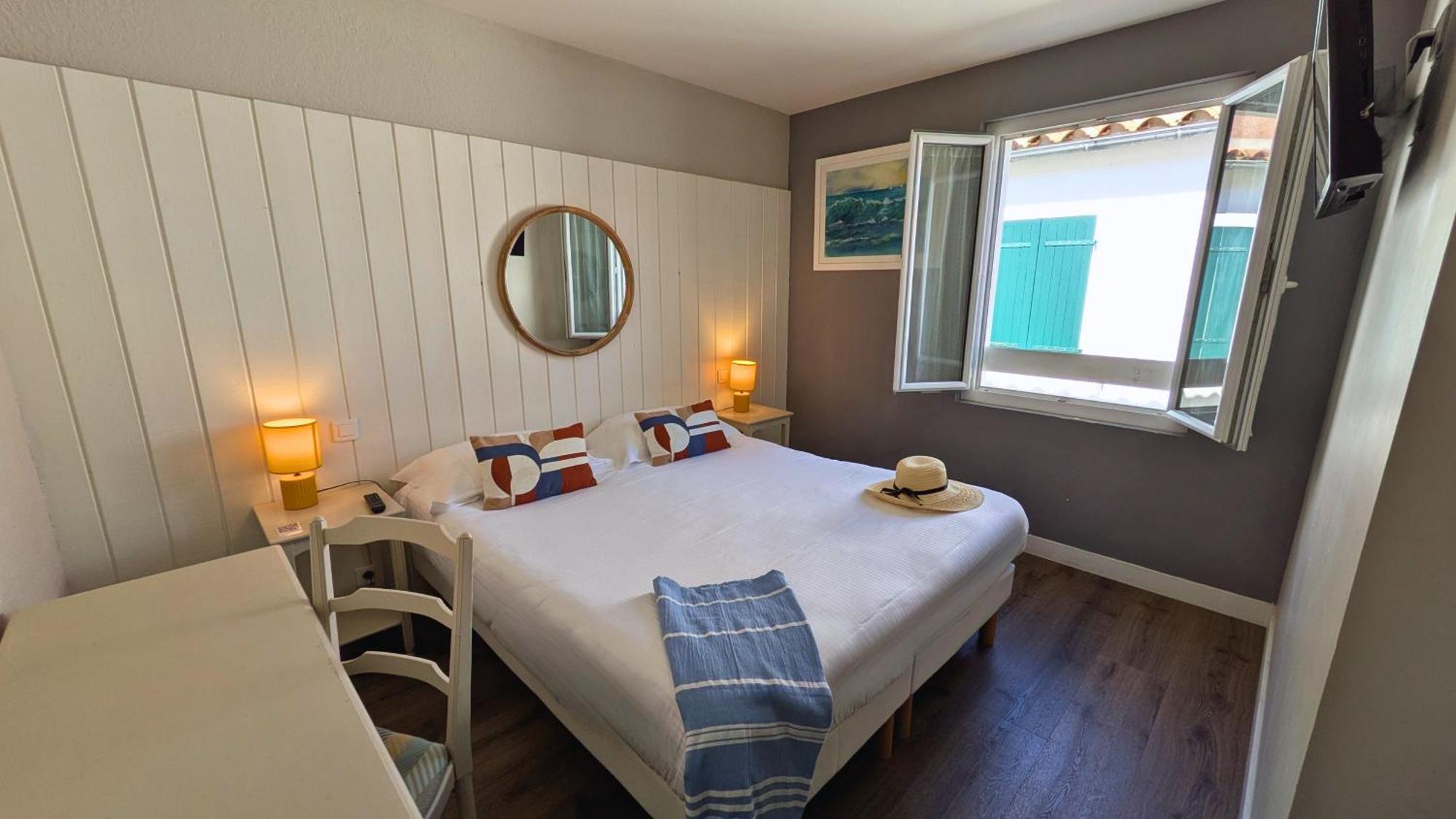 Cosy Double Room