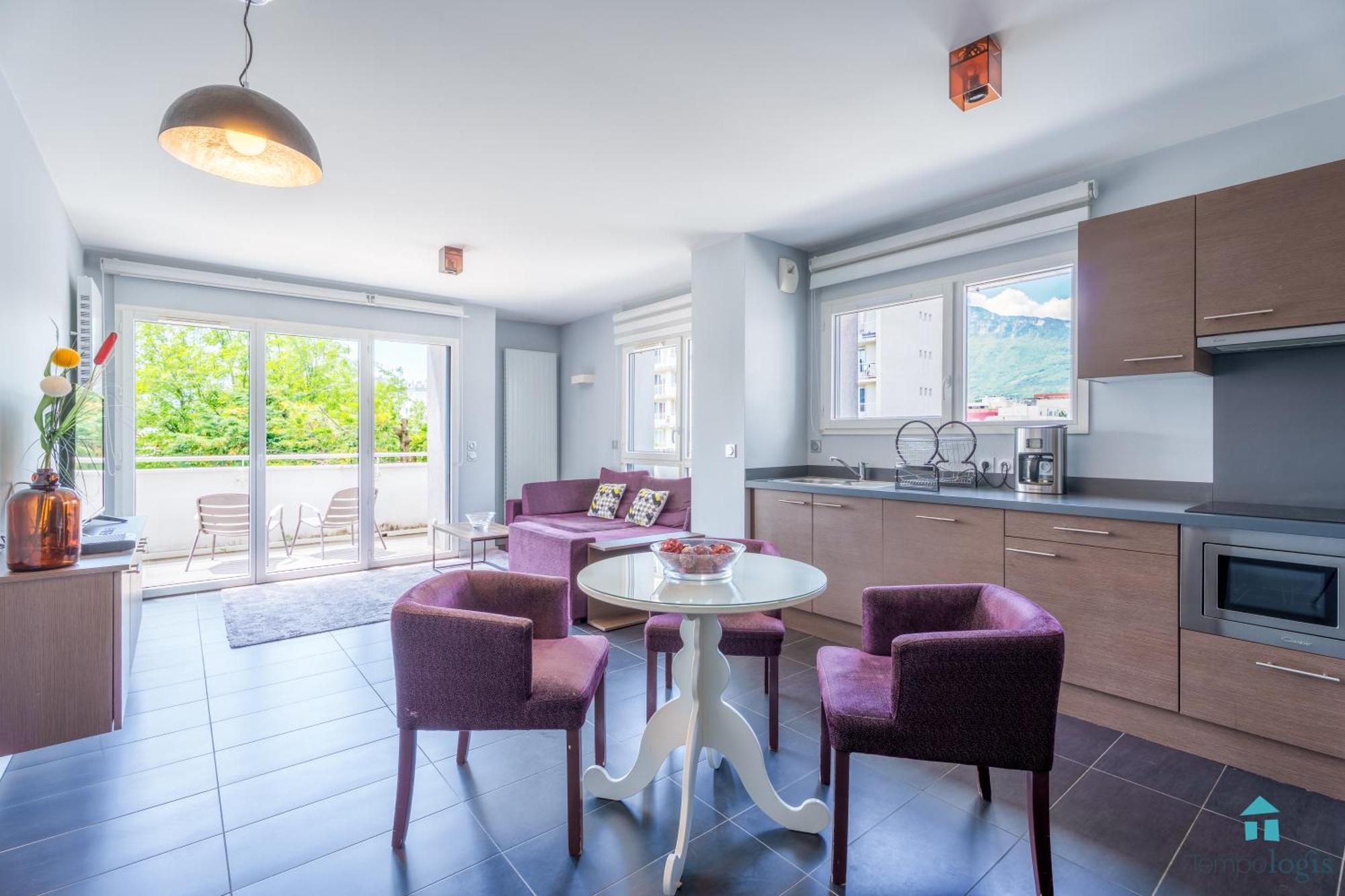 Two-Bedroom Deluxe Apartment