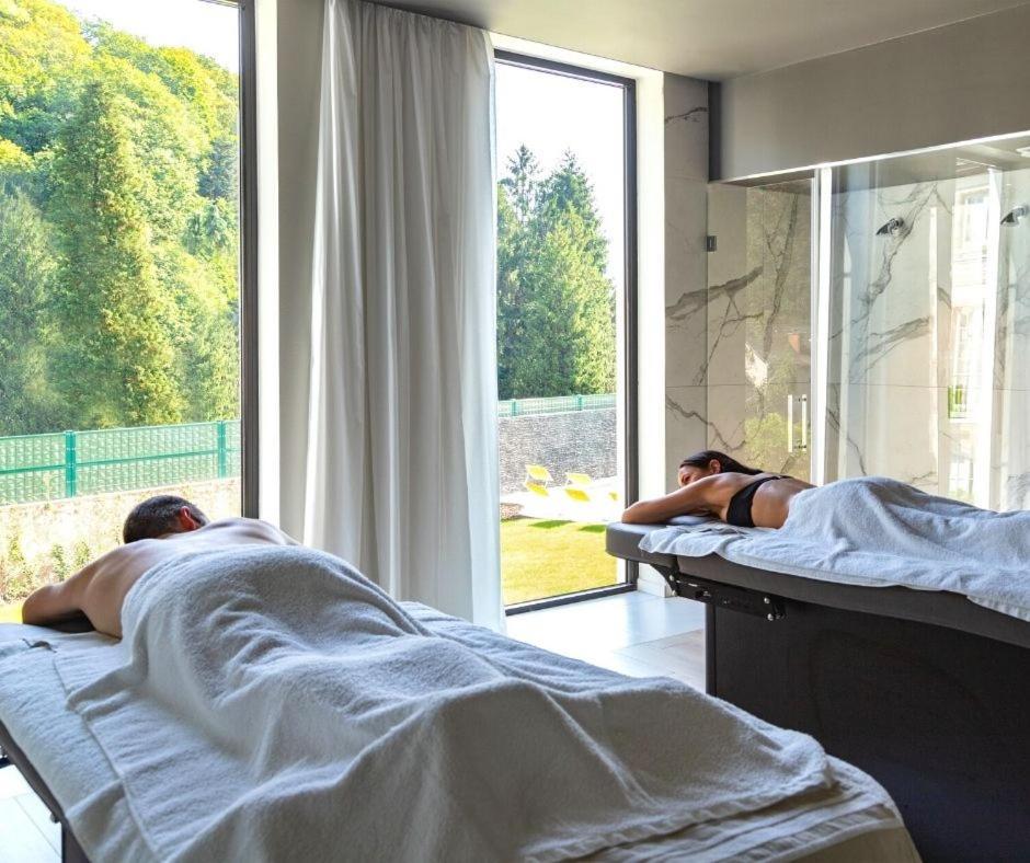 Suite Terrace Spa Access