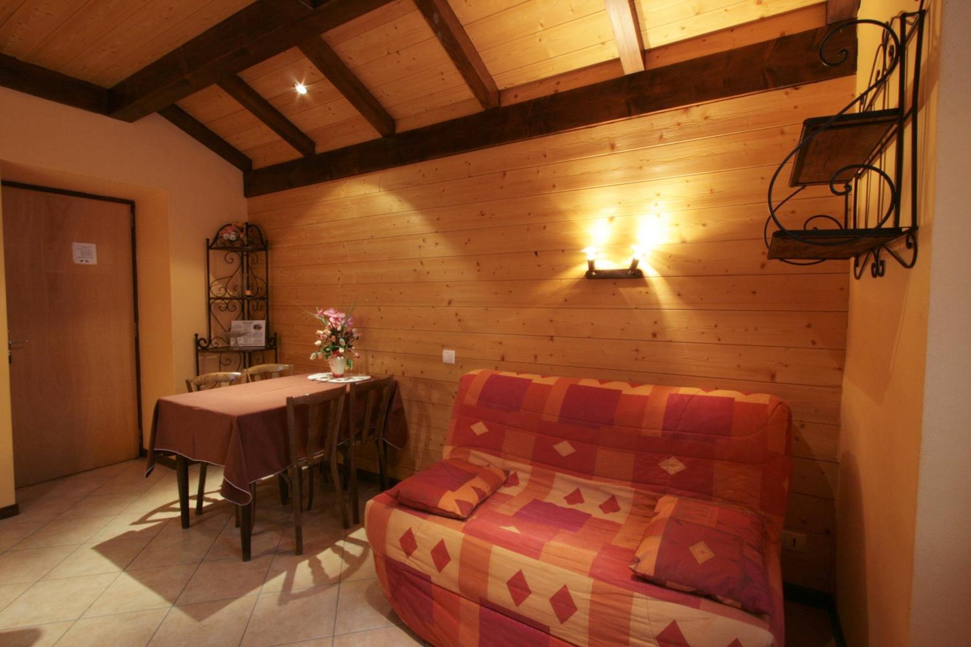 One-Bedroom Apartment Terrace