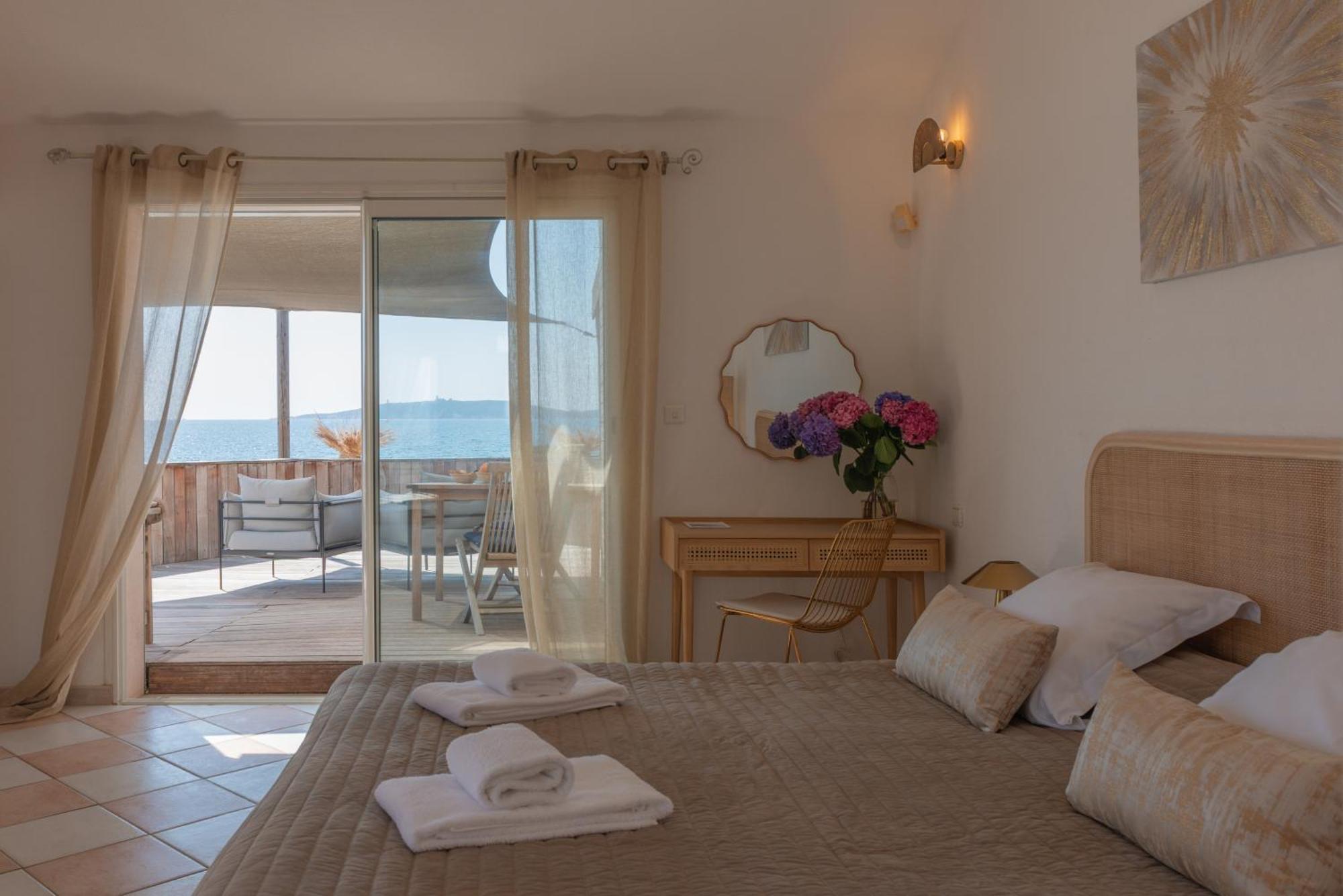 Double Room Beach Front