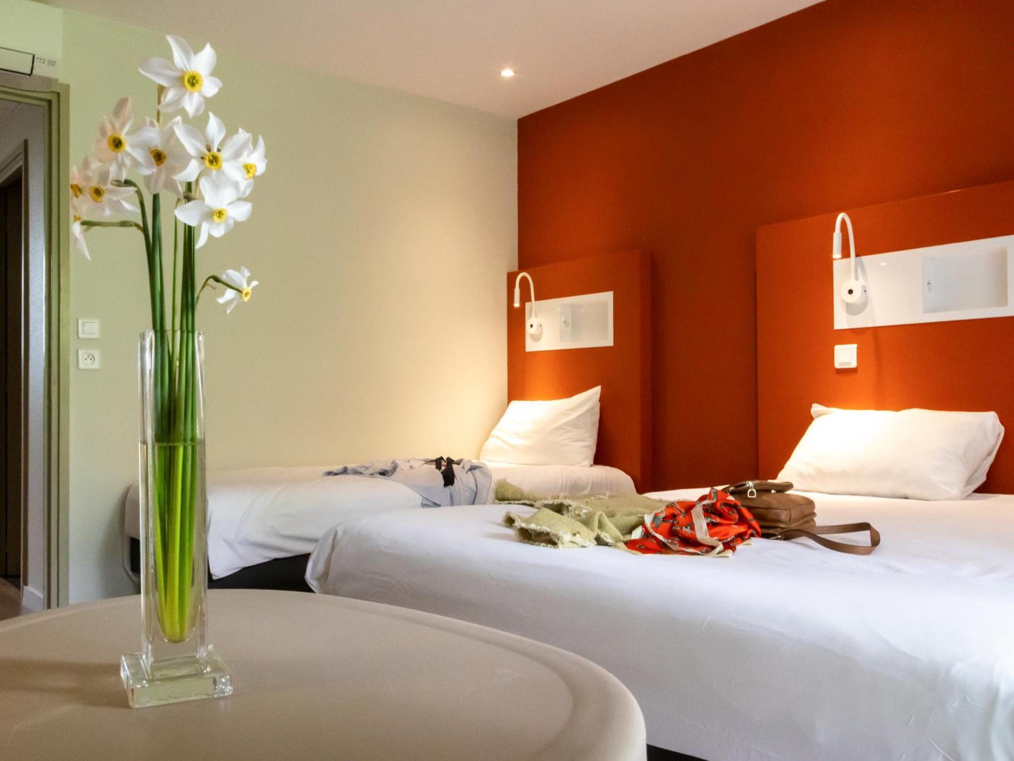 Triple Room a Double Bed a Single Bed