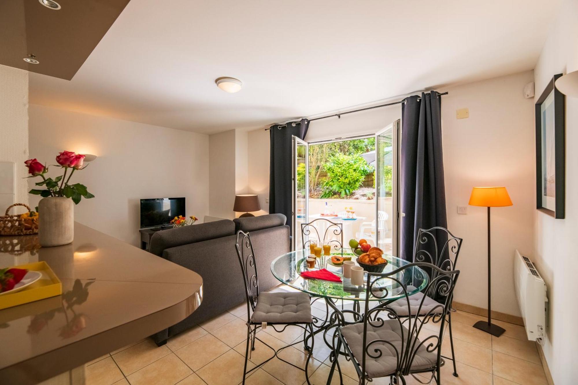 Superior Apartment 2