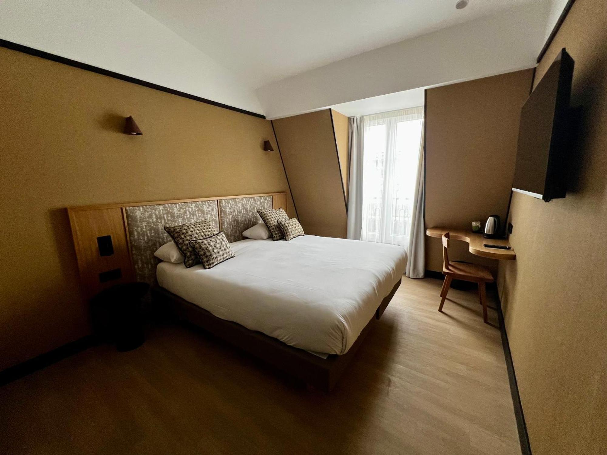Superior Double Room accessible by stairs only