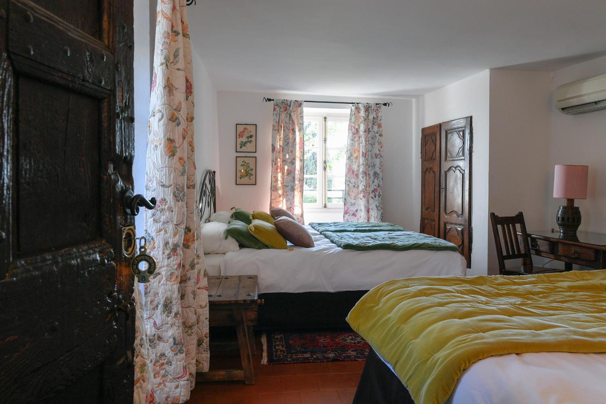 Classic Quadruple Room