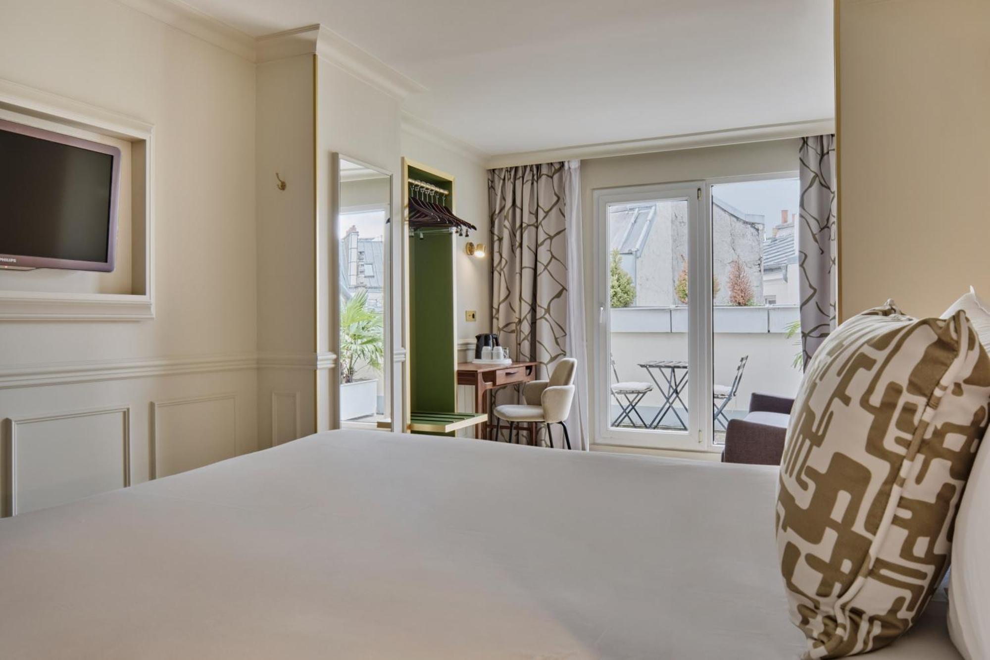 Superior Suite