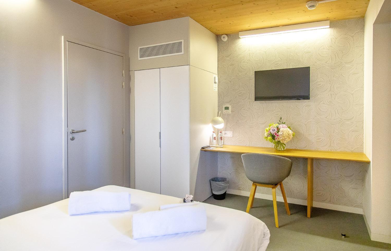 Eco Lodge Room