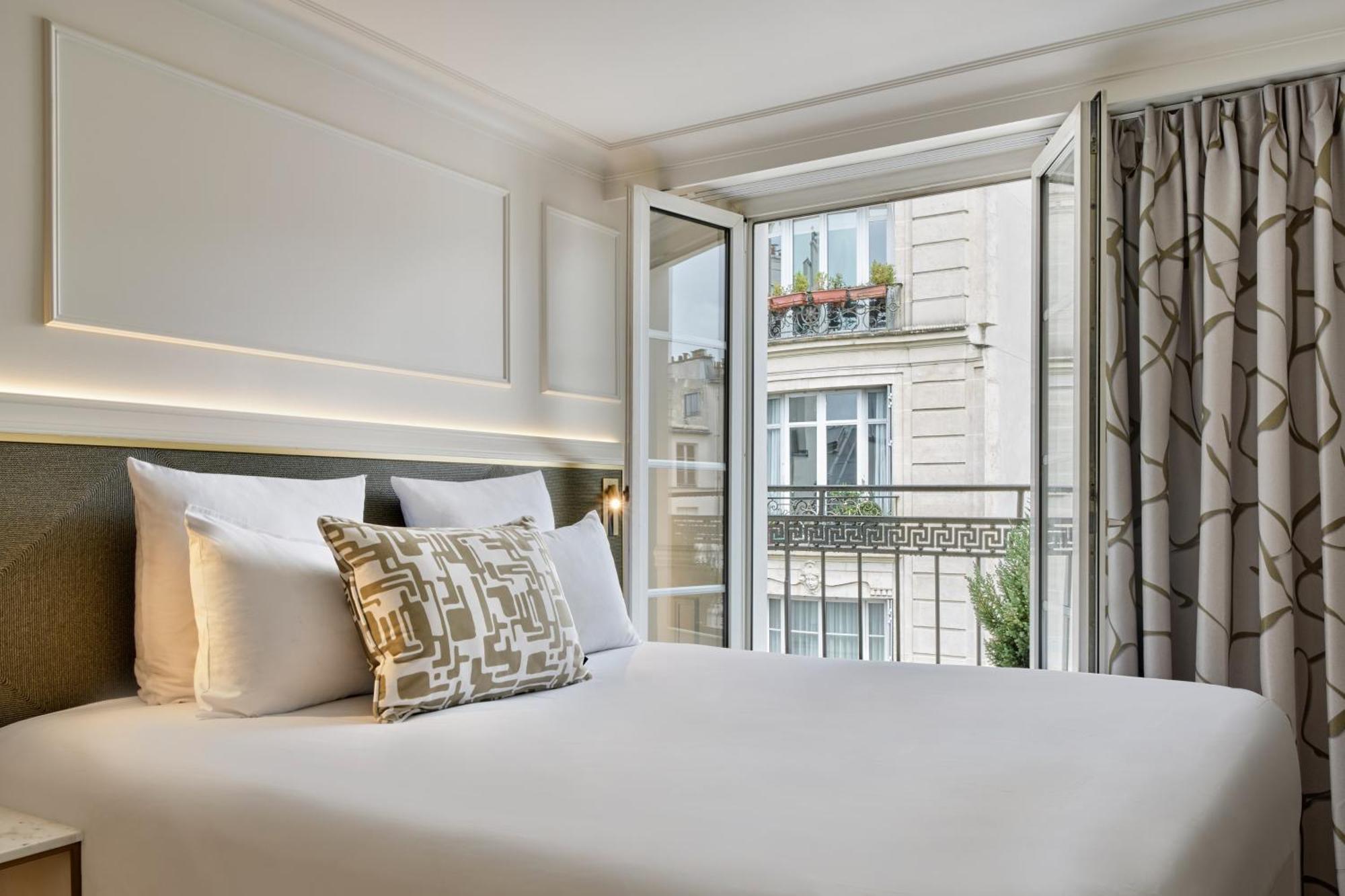 Classic Double Room Balcony